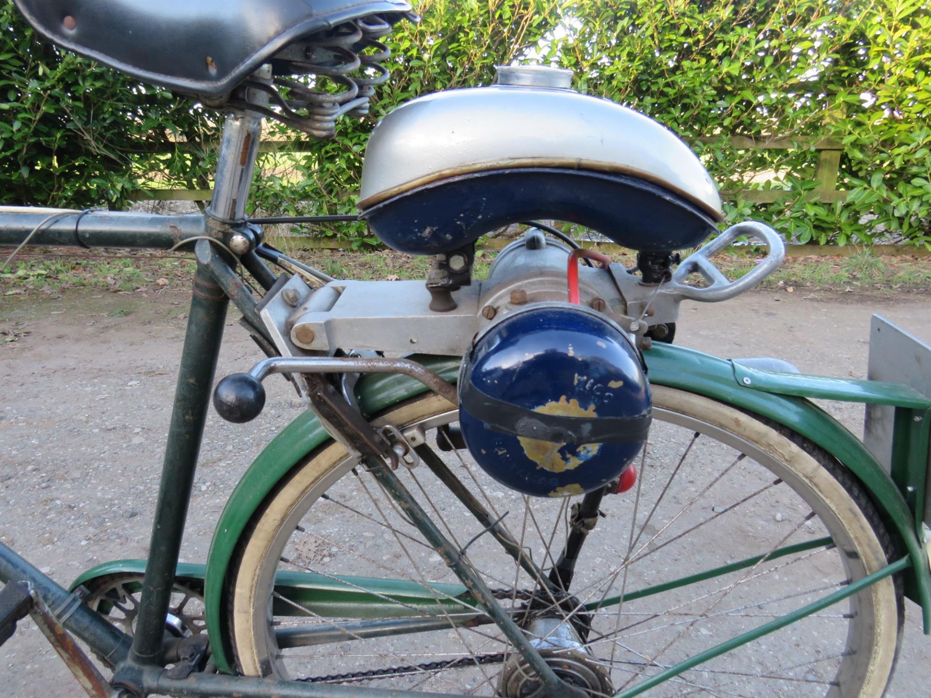 c.1952 Gent's Triumph Bicycle With Power Pak 49cc - Image 4 of 10