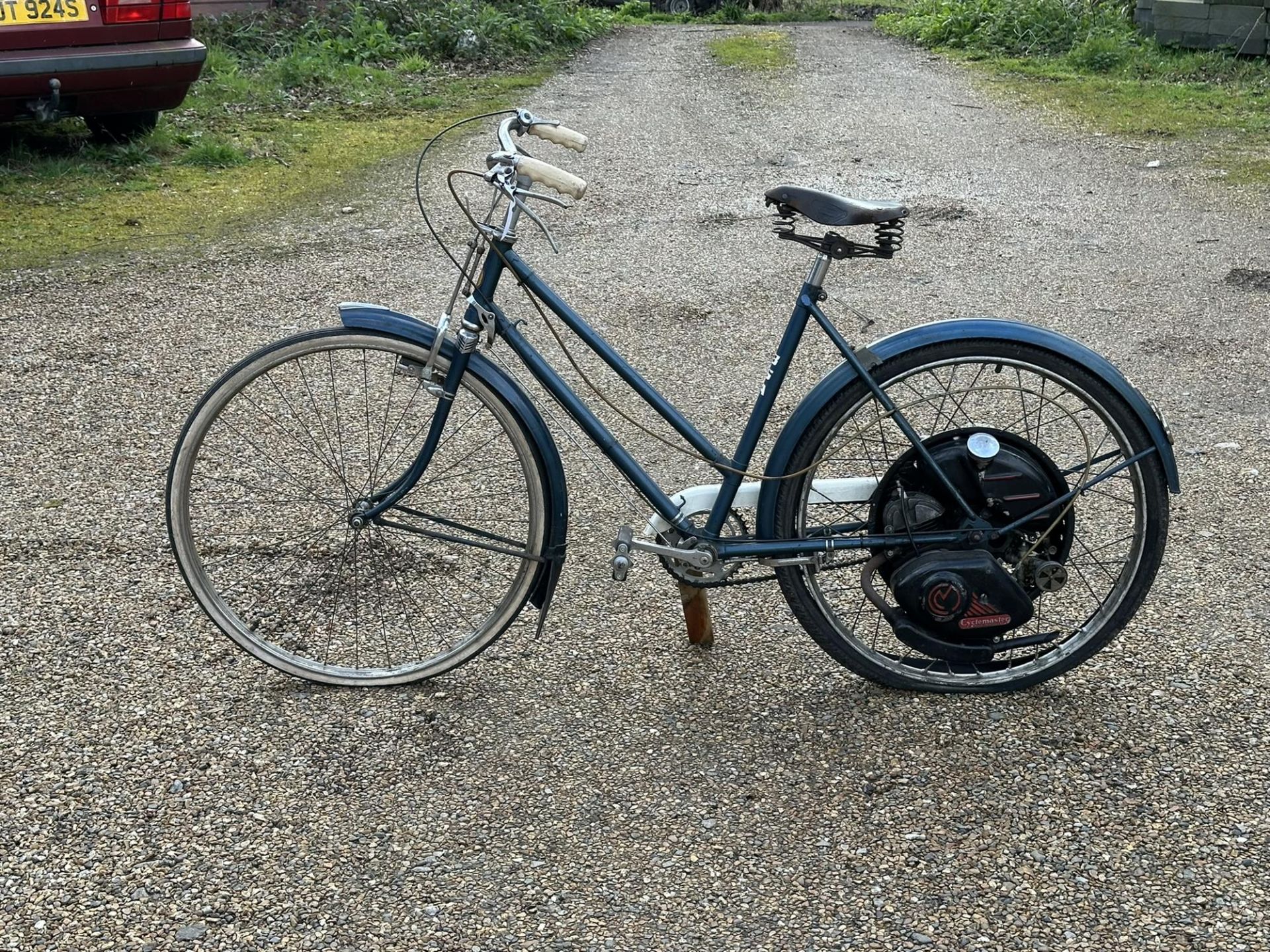 c.1950 Le Chemineau Ladies Cyclolux 49cc - Image 2 of 11