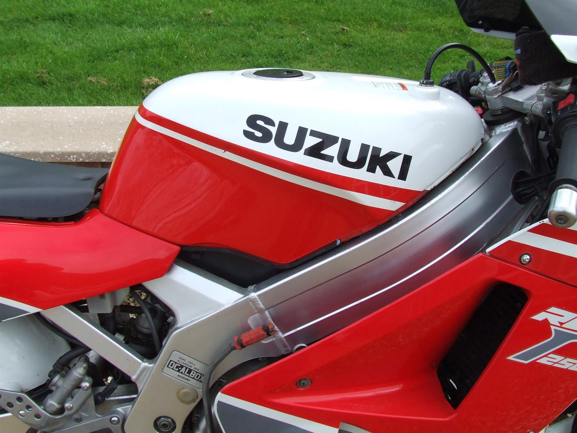 1990 Suzuki RGV250R 249cc - Image 4 of 10