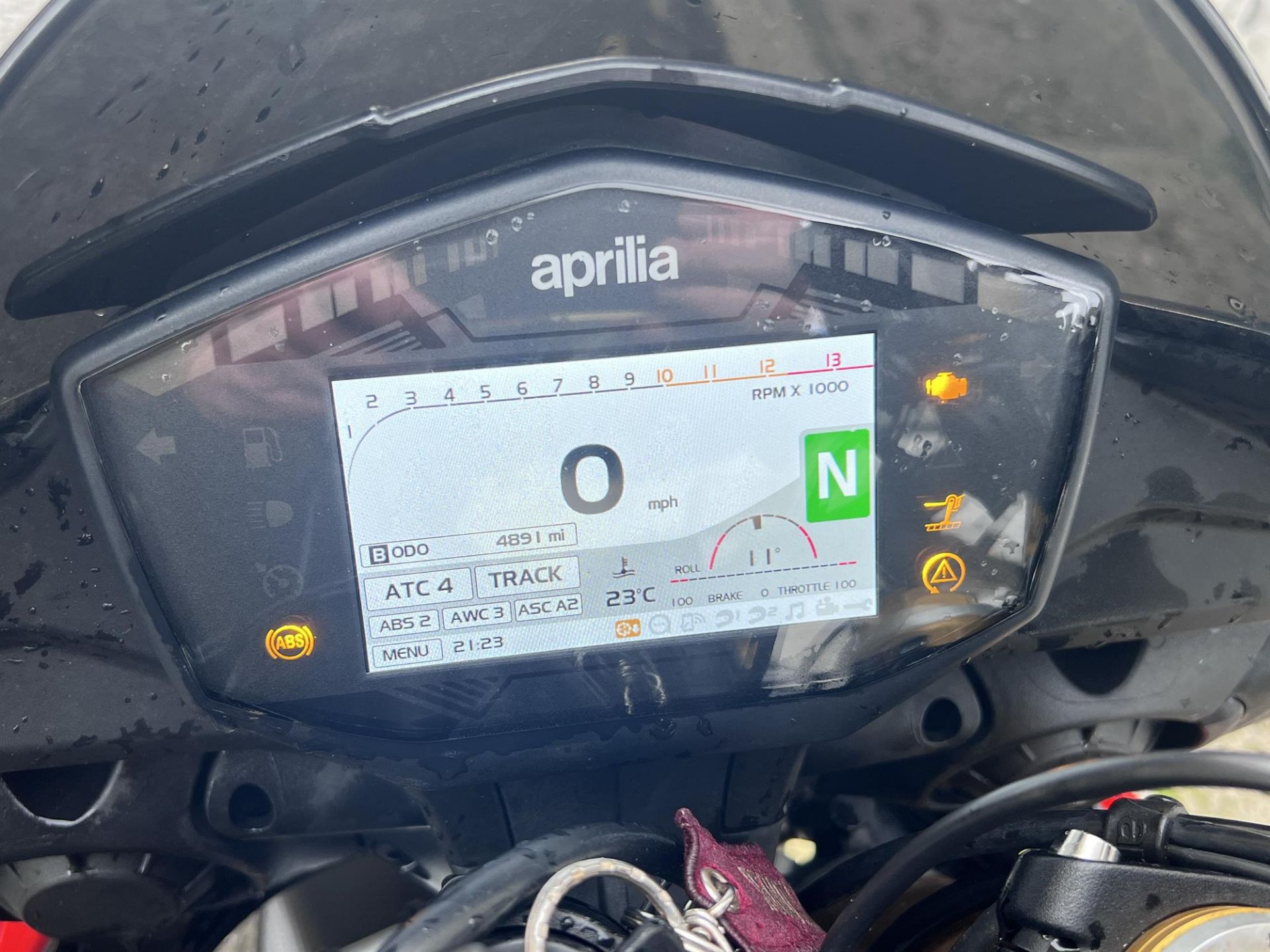 2019 Aprilia Tuono V4 Factory 1,077cc - Image 9 of 10