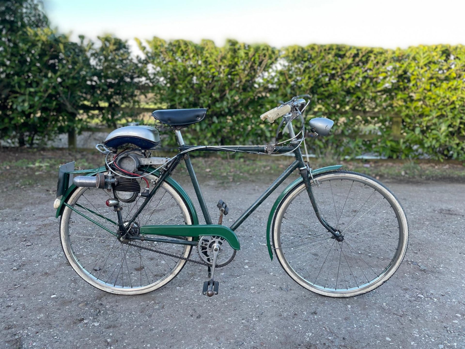 c.1952 Gent's Triumph Bicycle With Power Pak 49cc