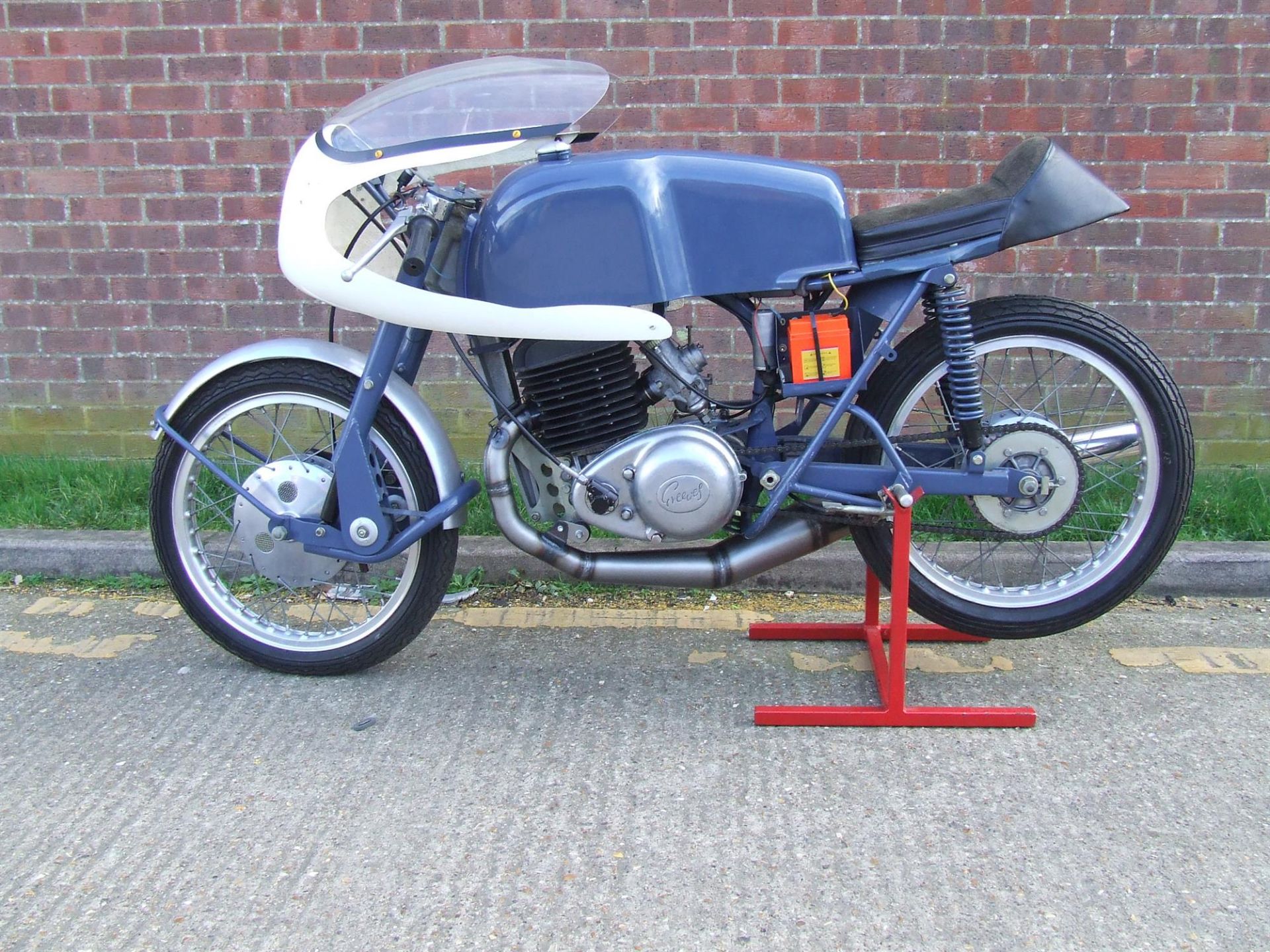 1964 Greeves Silverstone 249cc - Image 2 of 10