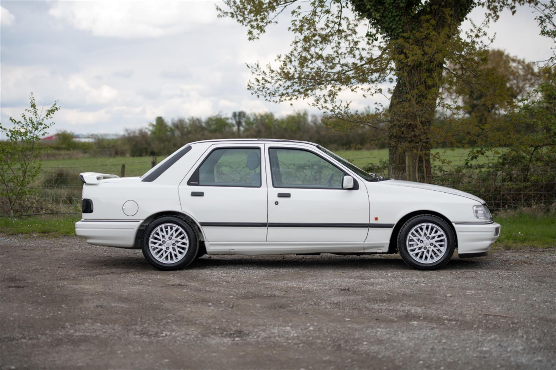 1989 Ford Sierra Sapphire RS Cosworth (2WD) - Image 5 of 10