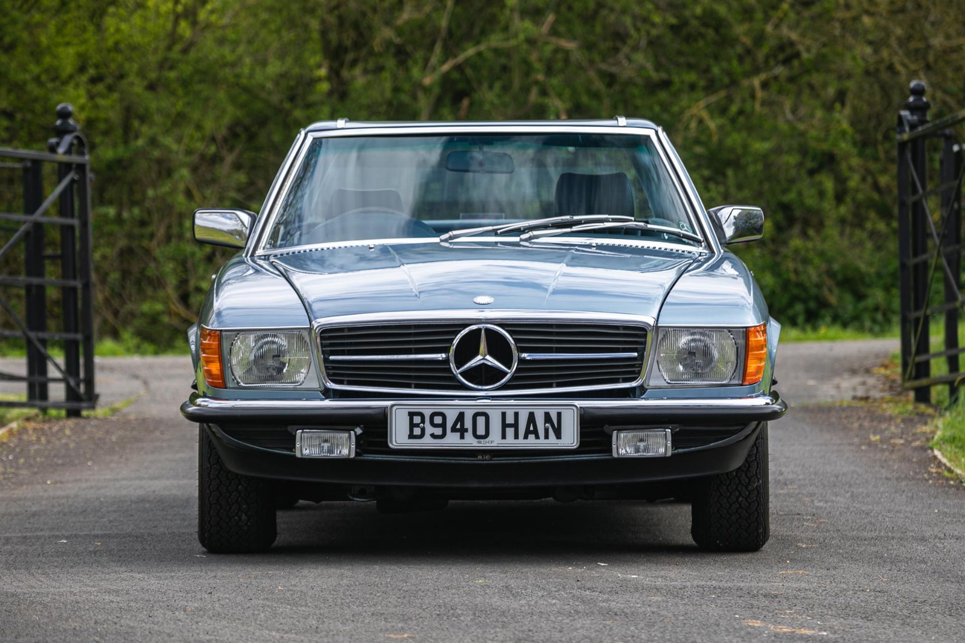 1985 Mercedes Benz 280SL (R107) with hardtop - 28,700 Miles - Image 6 of 10