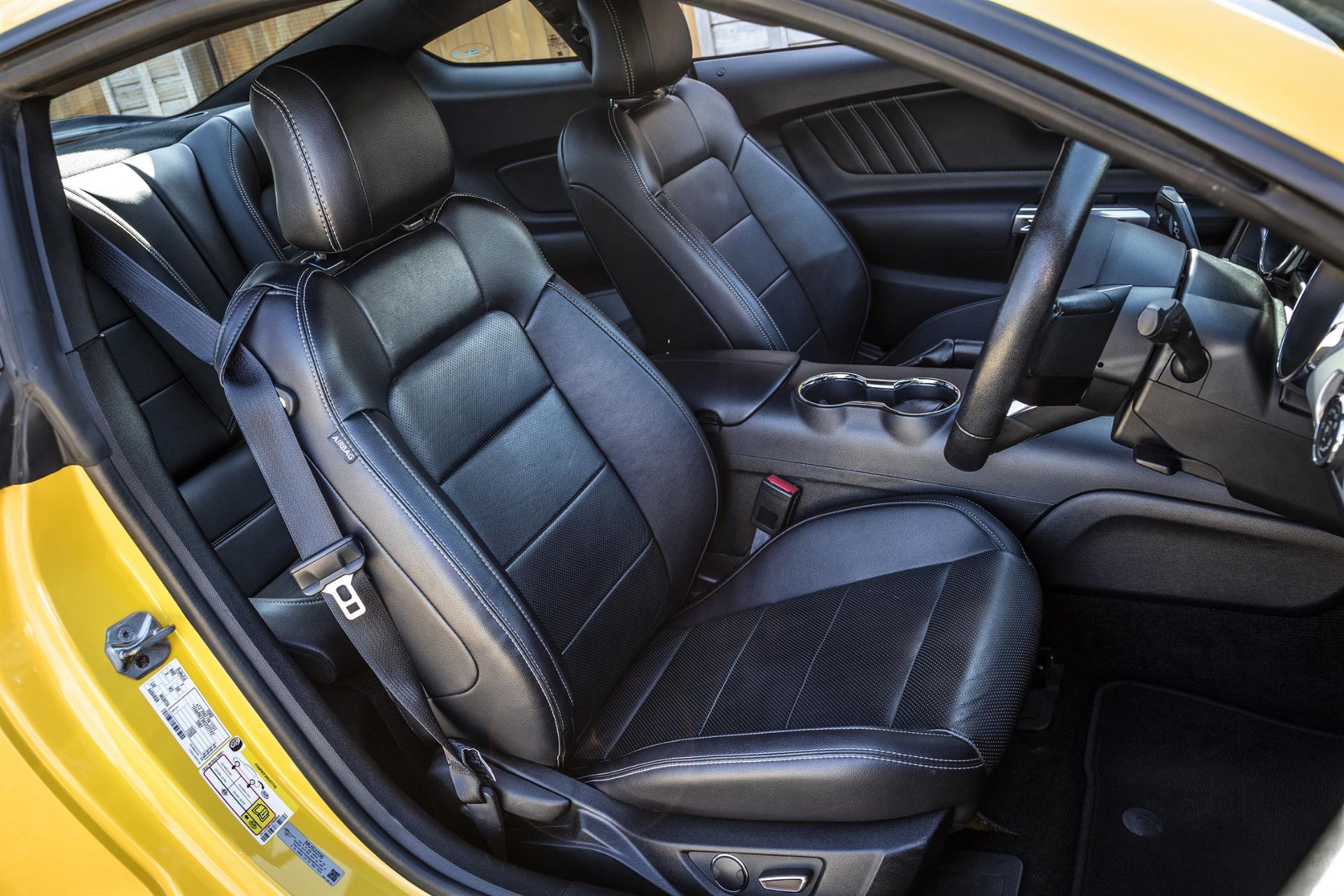 2016 Ford Mustang 5.0-Litre V8 GT - Bild 7 aus 10