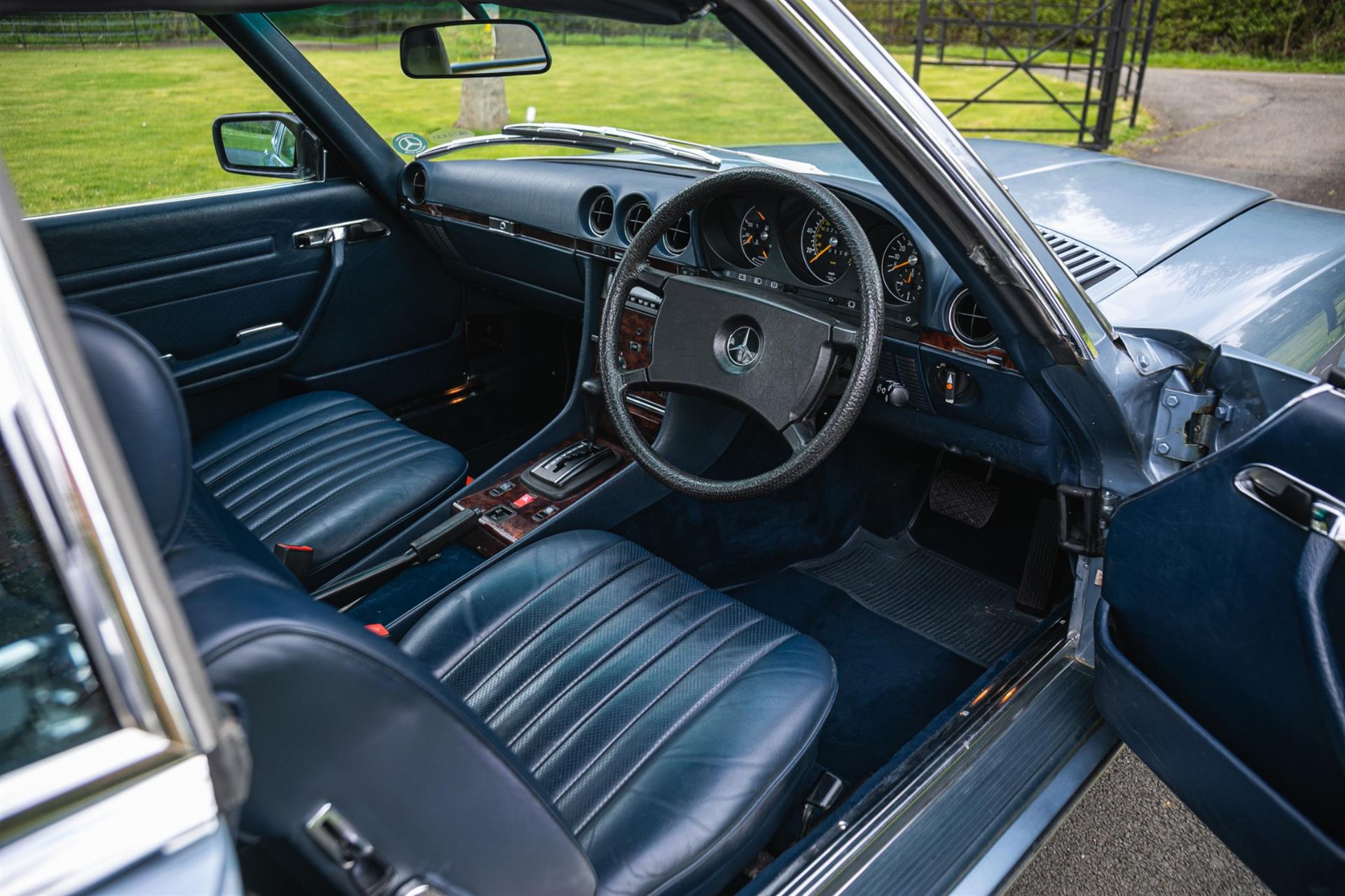 1985 Mercedes Benz 280SL (R107) with hardtop - 28,700 Miles - Image 2 of 10