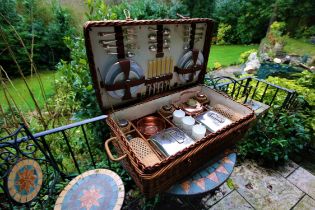 Fabulous Scott and Sons' c.1920s Fine Wicker Six-Person Picnic Set