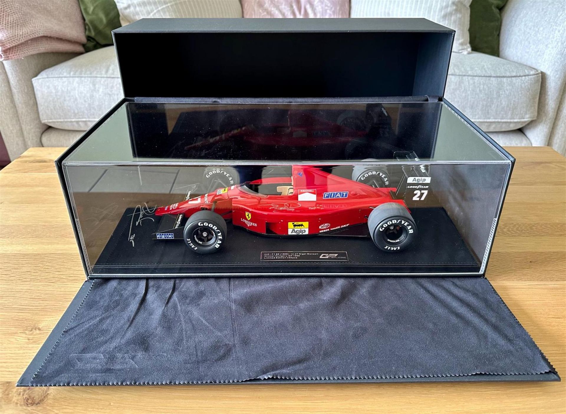 Stunning GP Replicas Nigel Mansell-signed Ferrari F189 1/12th Scale Model - Image 4 of 9