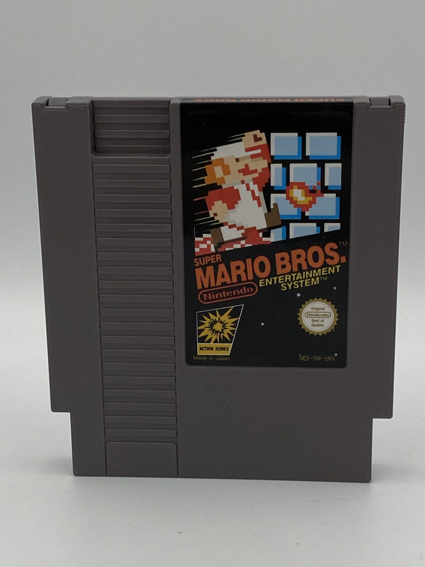Nintendo NES Super Mario Bros cartridge