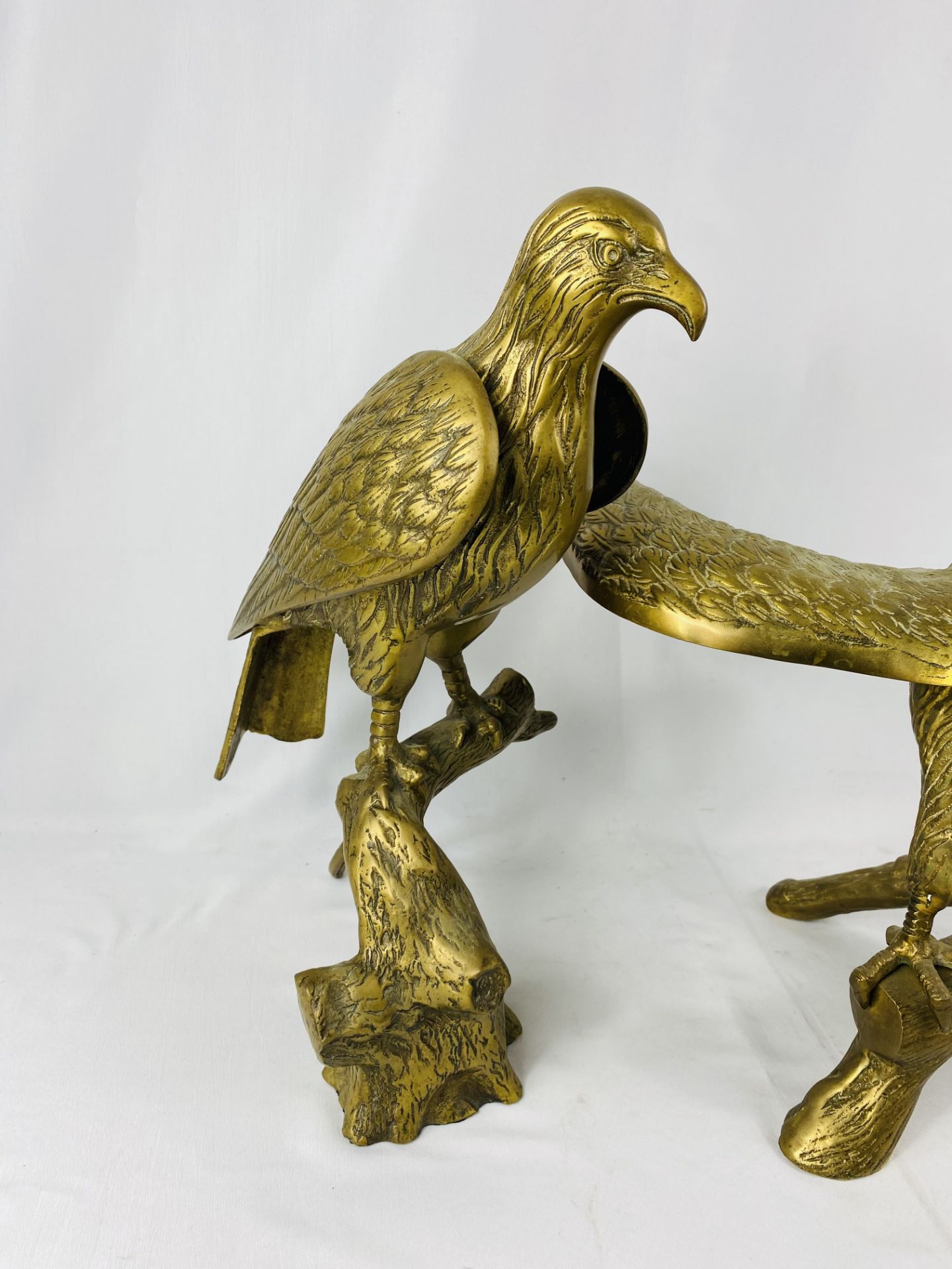 Two brass eagles, largest 68 x 48cms. Estimate £20-40. - Image 3 of 4