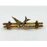 9ct gold brooch set with seed pearls