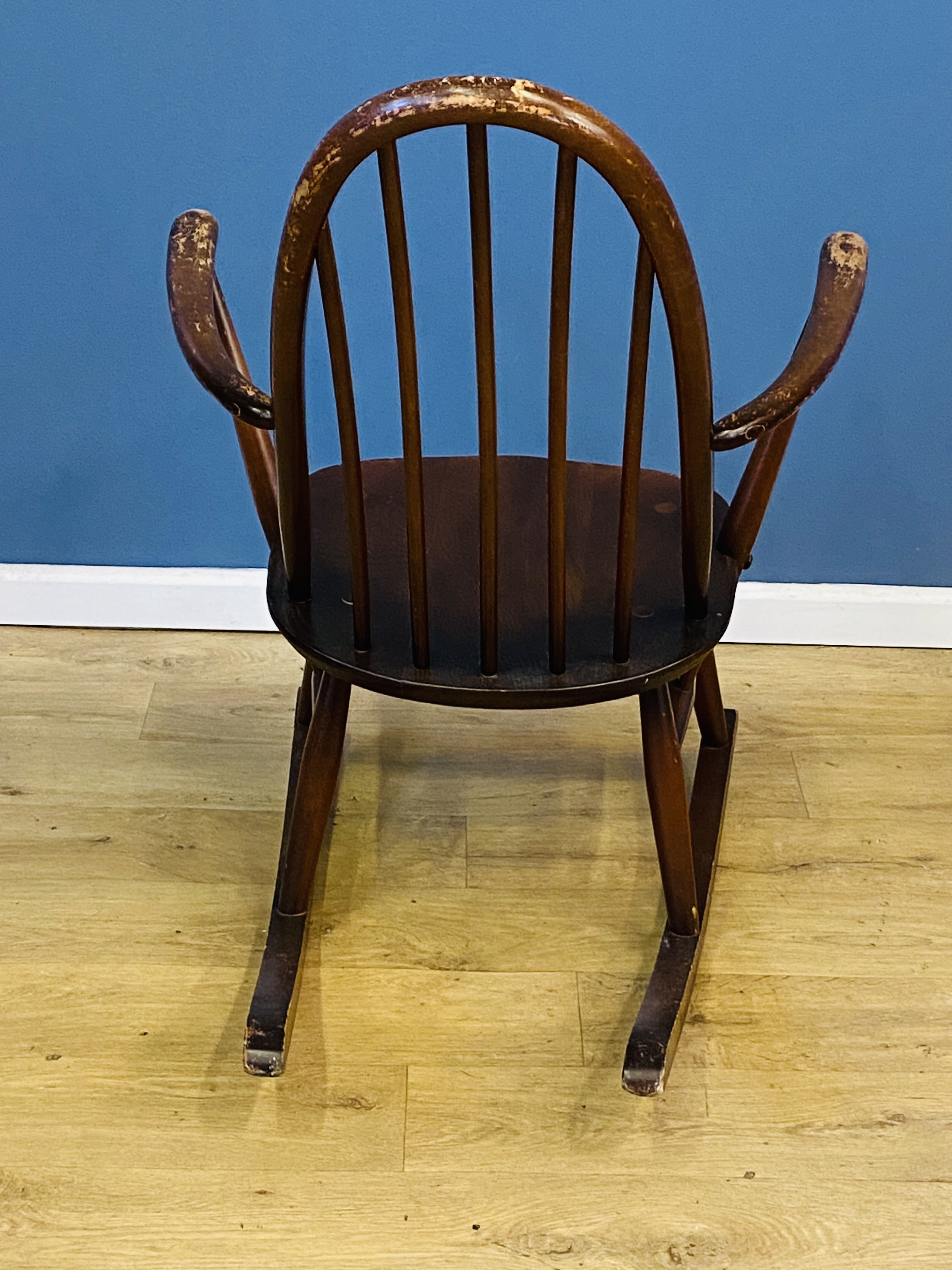 Ercol style childs rocking chair - Image 4 of 4
