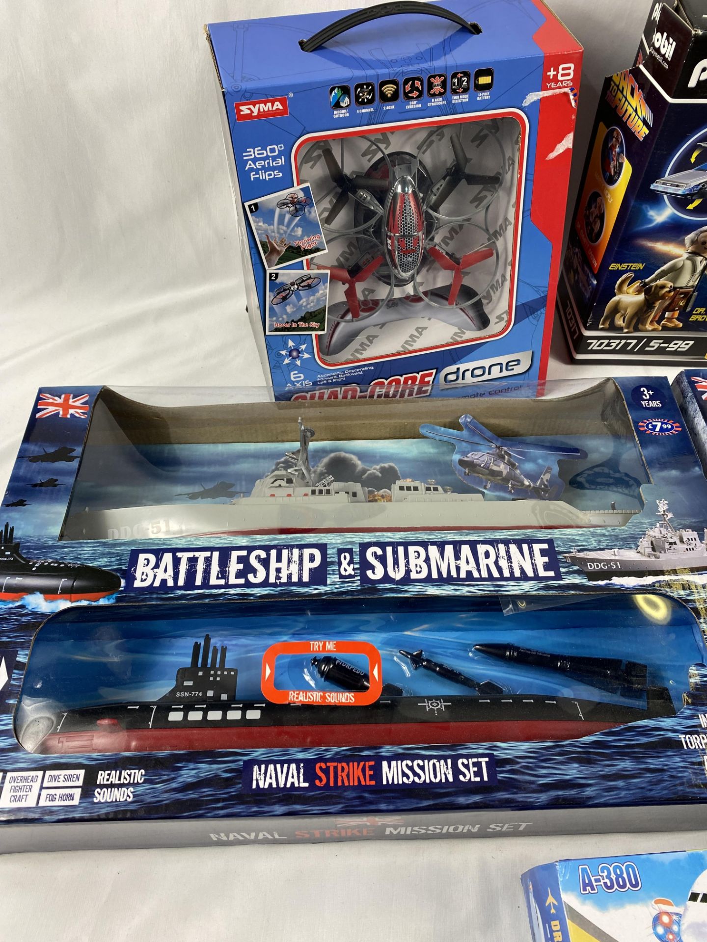 Two Battleship & Submarine Naval Strike Mission sets; Playmobil Back to the Future, Quad-core drone. - Bild 3 aus 4