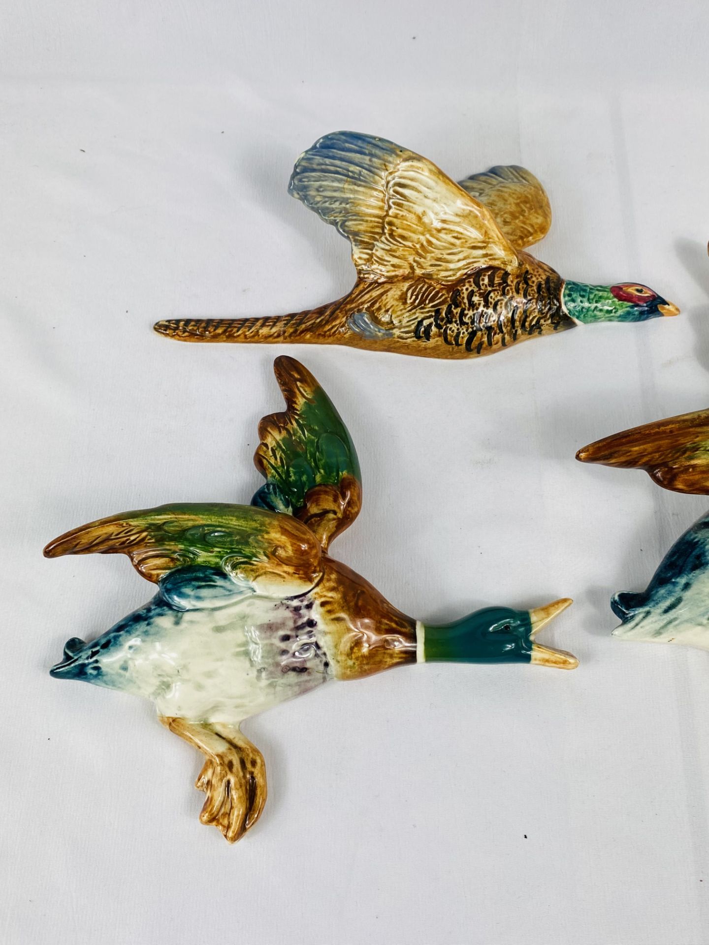 Two ceramic flying ducks and a ceramic flying pheasant - Bild 2 aus 3