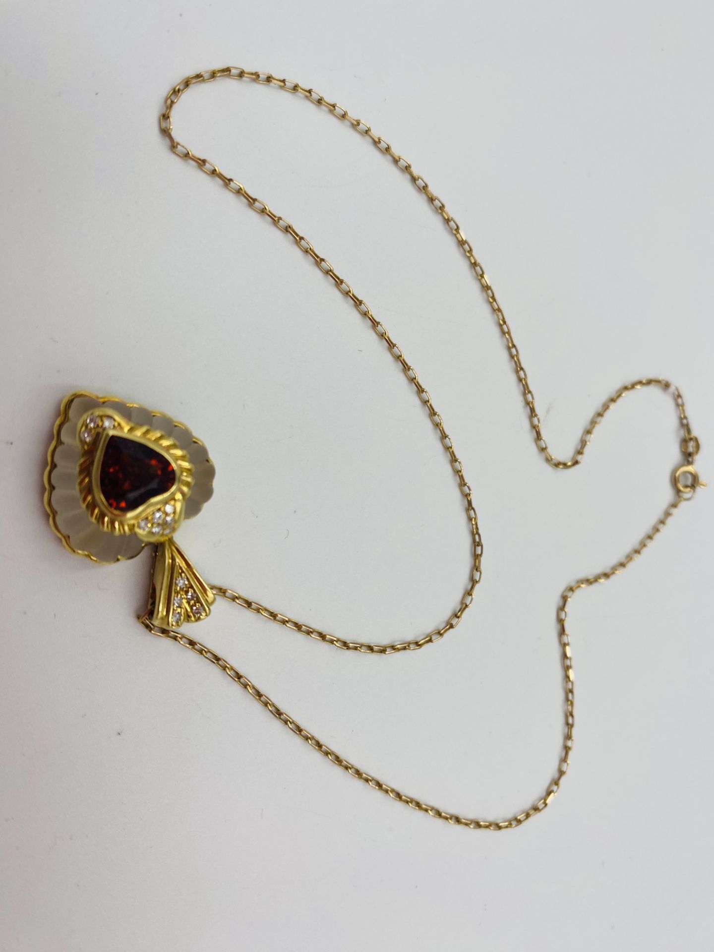 Rock crystal heart shaped pendant with 18ct gold mount - Image 4 of 6