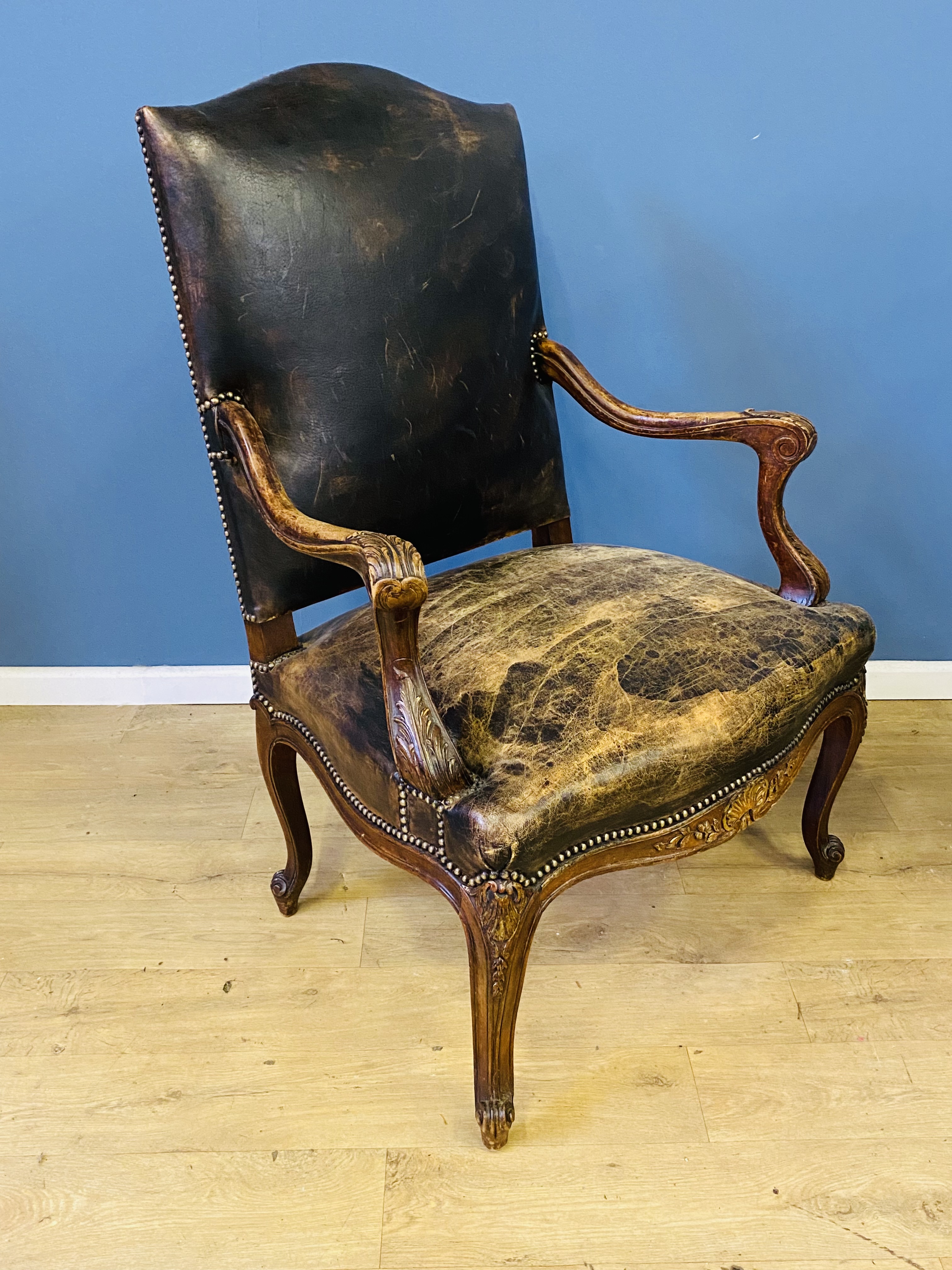 Two bow fronted mahogany open armchairs - Image 4 of 5