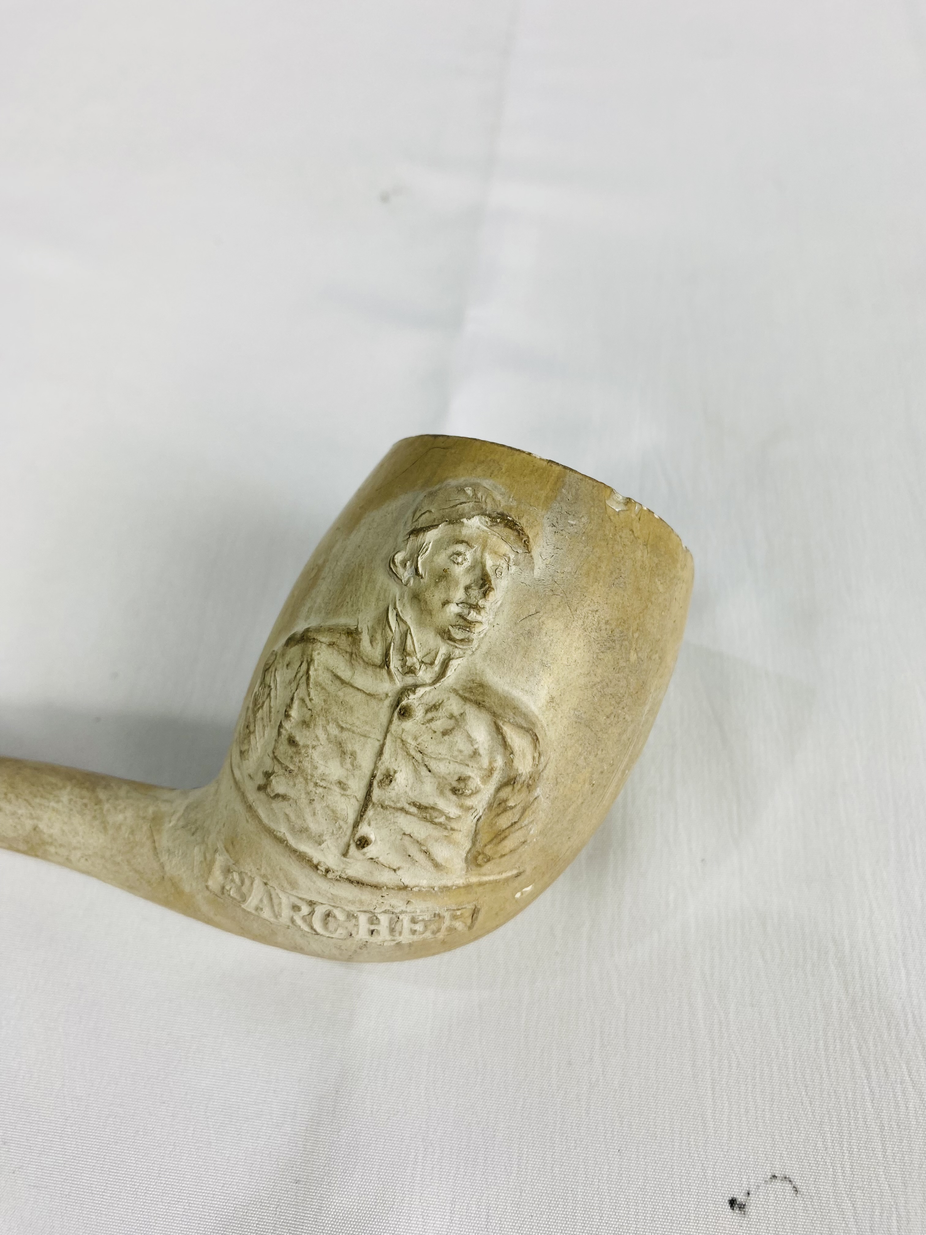 A clay pipe decorated with a jockey and racehorse, written to side Donovan and F Archer - Image 3 of 4