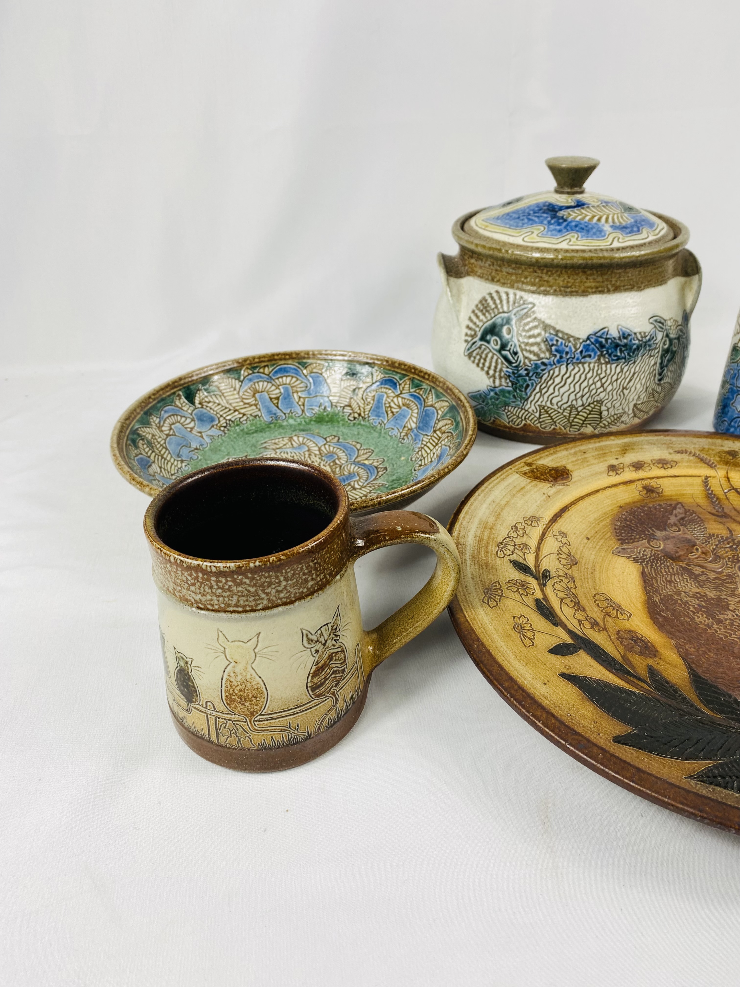 Five items of Michael Mosse LLanbrynmair studio pottery - Image 4 of 4