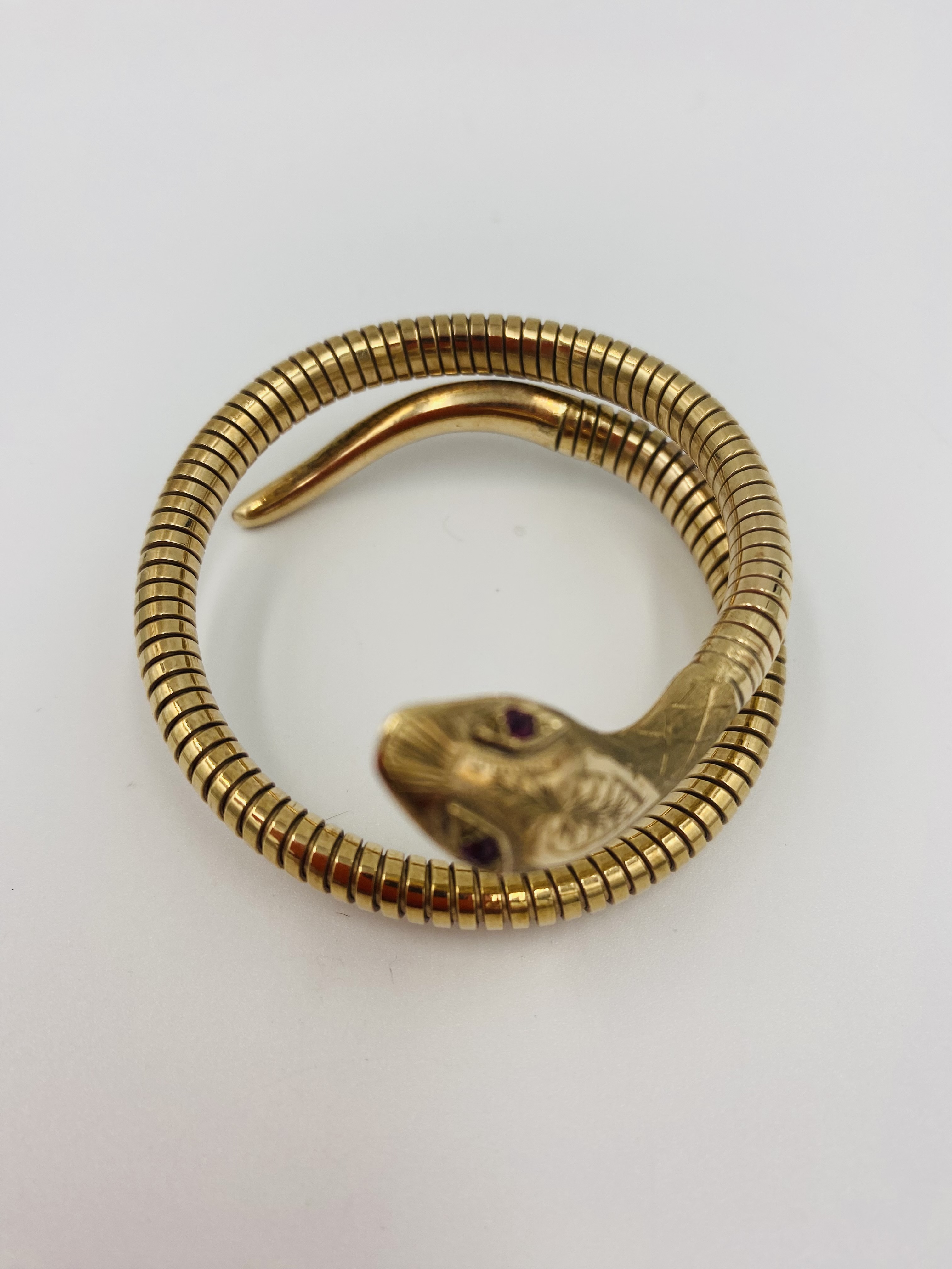 9ct gold, steel sprung snake bracelet - Image 2 of 5