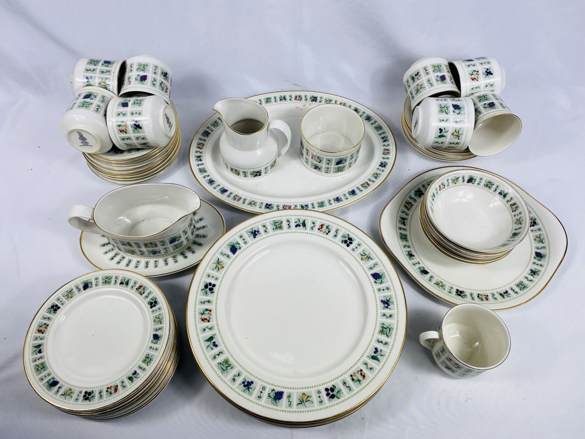 Royal Doulton Tapestry part dinner service - Image 3 of 5