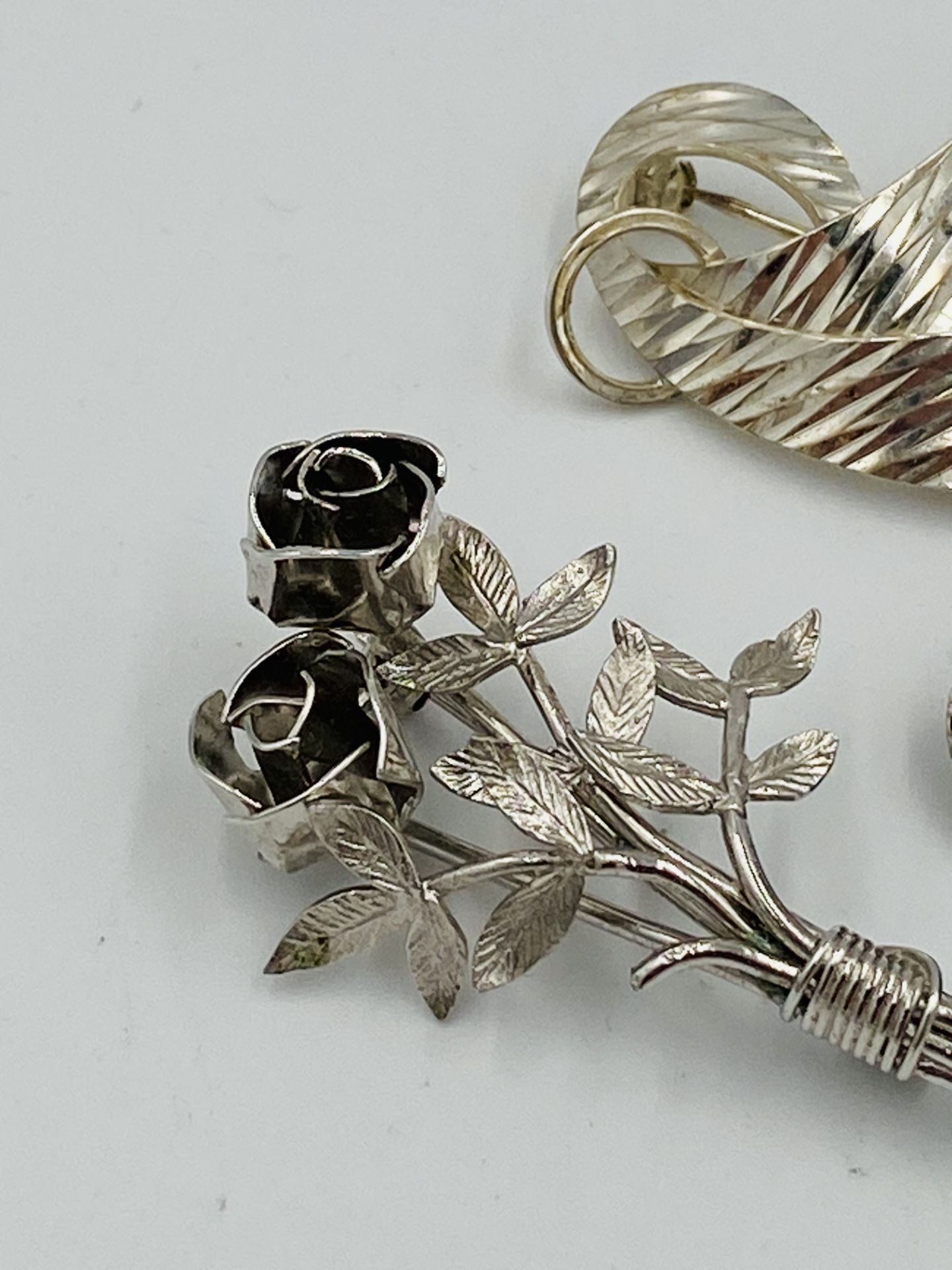 Three silver brooches - Image 3 of 4