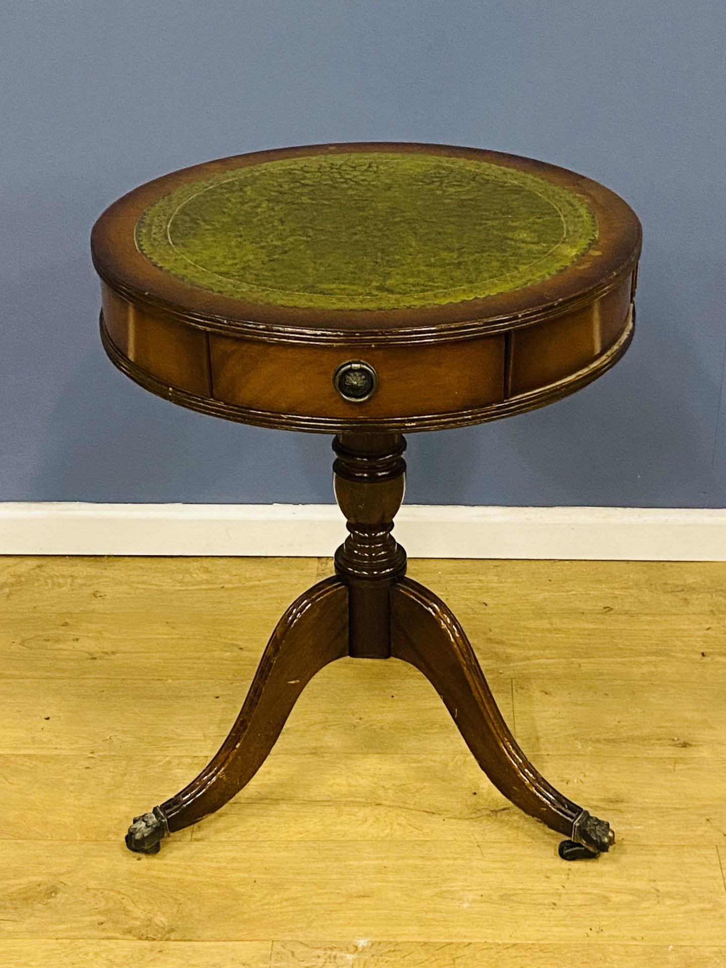 Circular drum table - Image 5 of 5