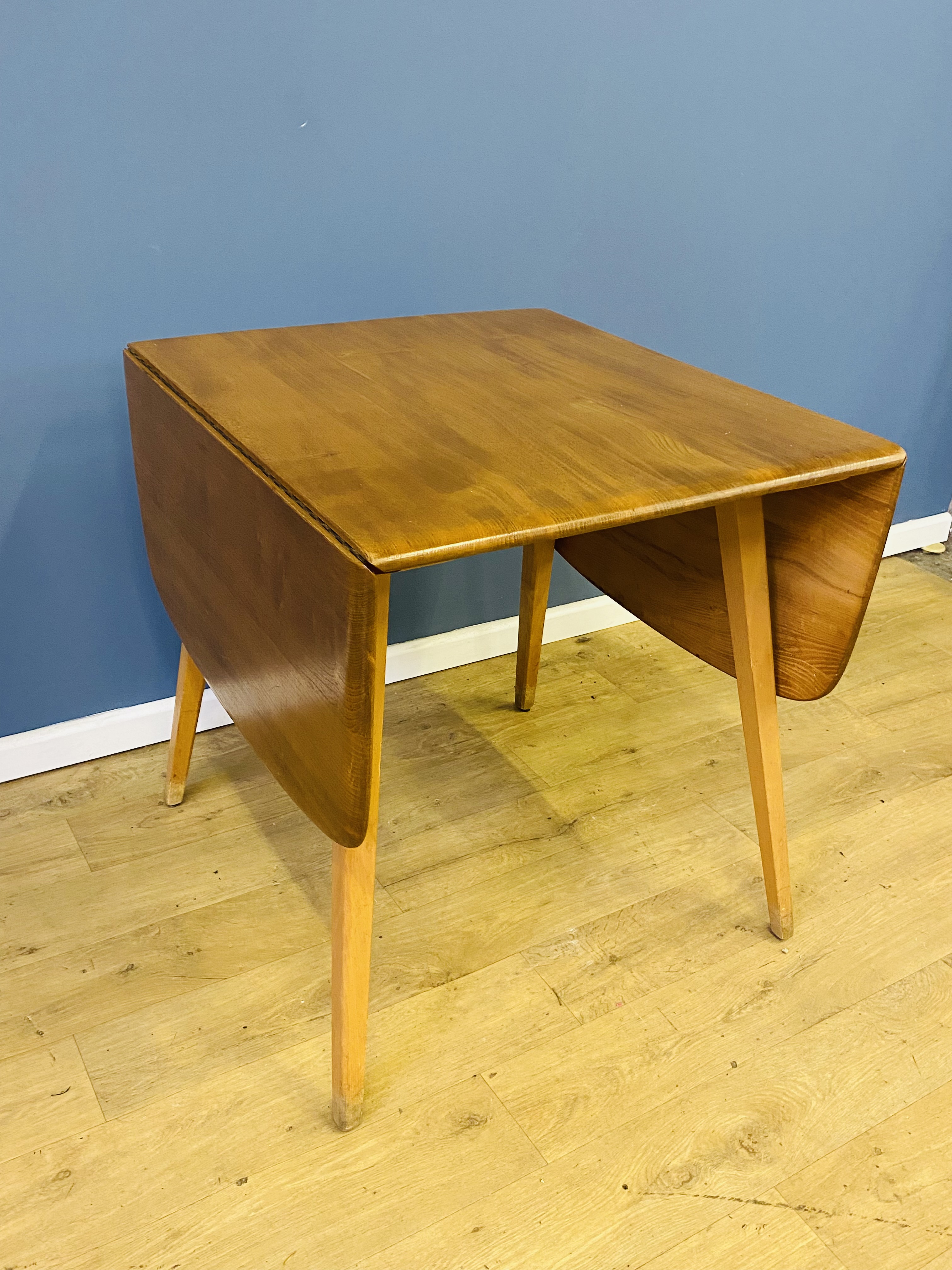 Ercol drop leaf dining table - Image 5 of 5