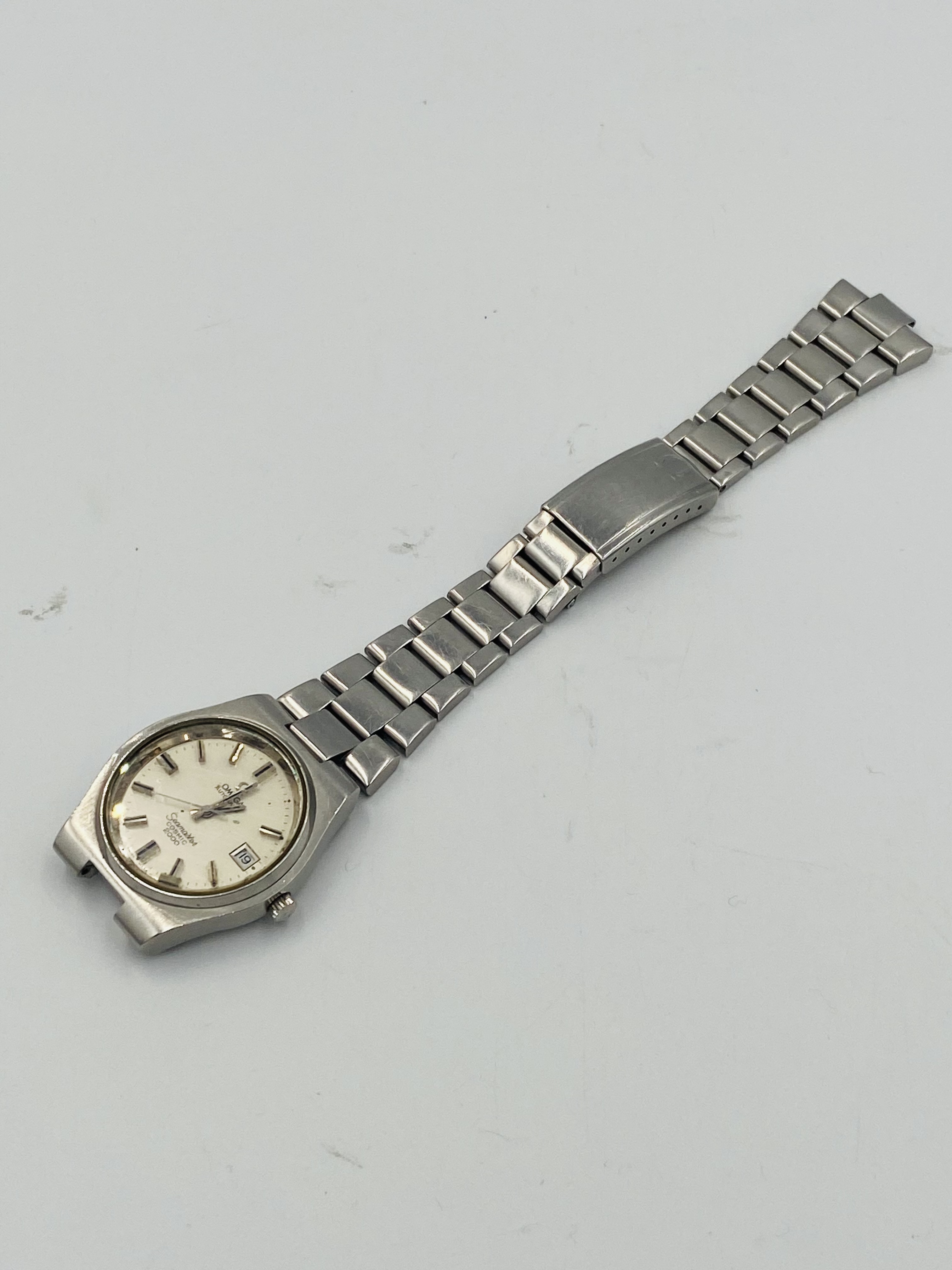 An Omega stainless steel Omega Seamaster Cosmic 2000 Automatic - Image 4 of 5