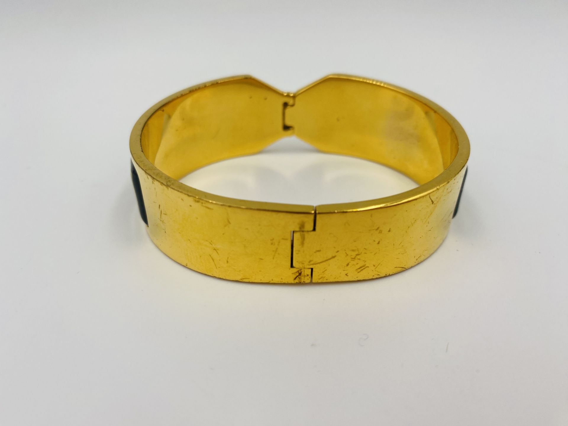 Gold plated half hinged bangle by Frey Wille. - Bild 4 aus 6