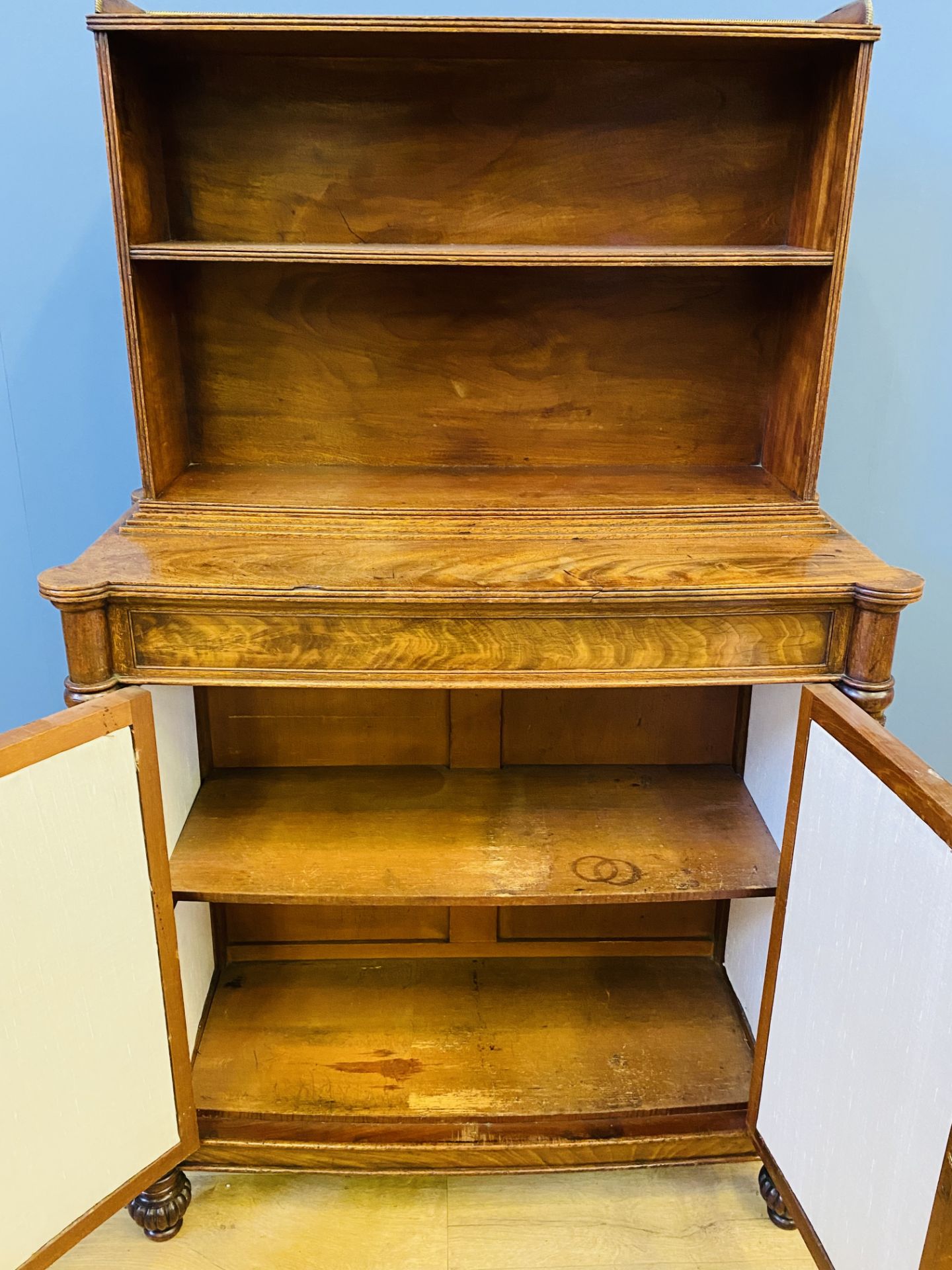 Early Victorian side cabinet - Image 4 of 4