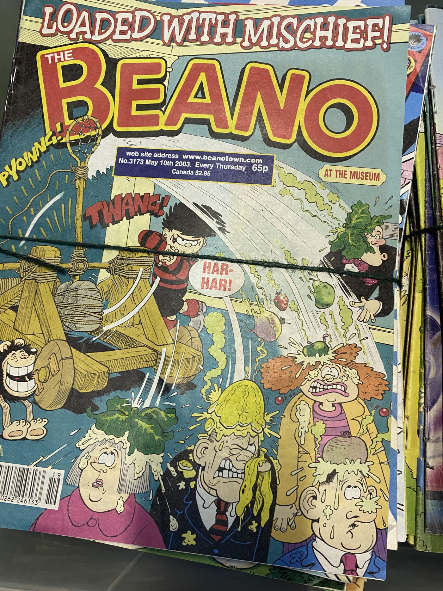 Quantity of mainly Beano comics - Image 3 of 6