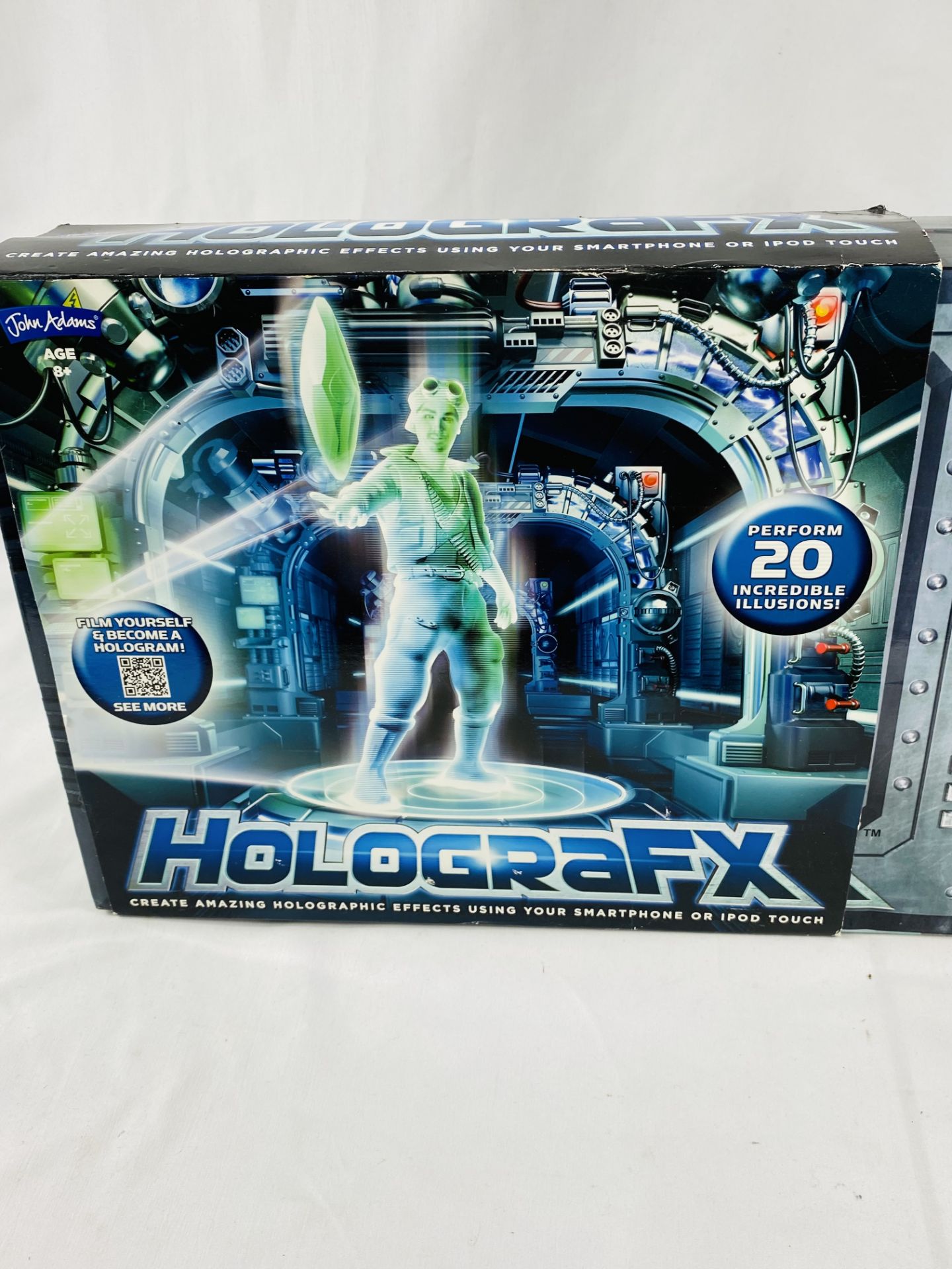 Boxed HolograFX set; together with a colour changing jellyfish tank - Image 2 of 3