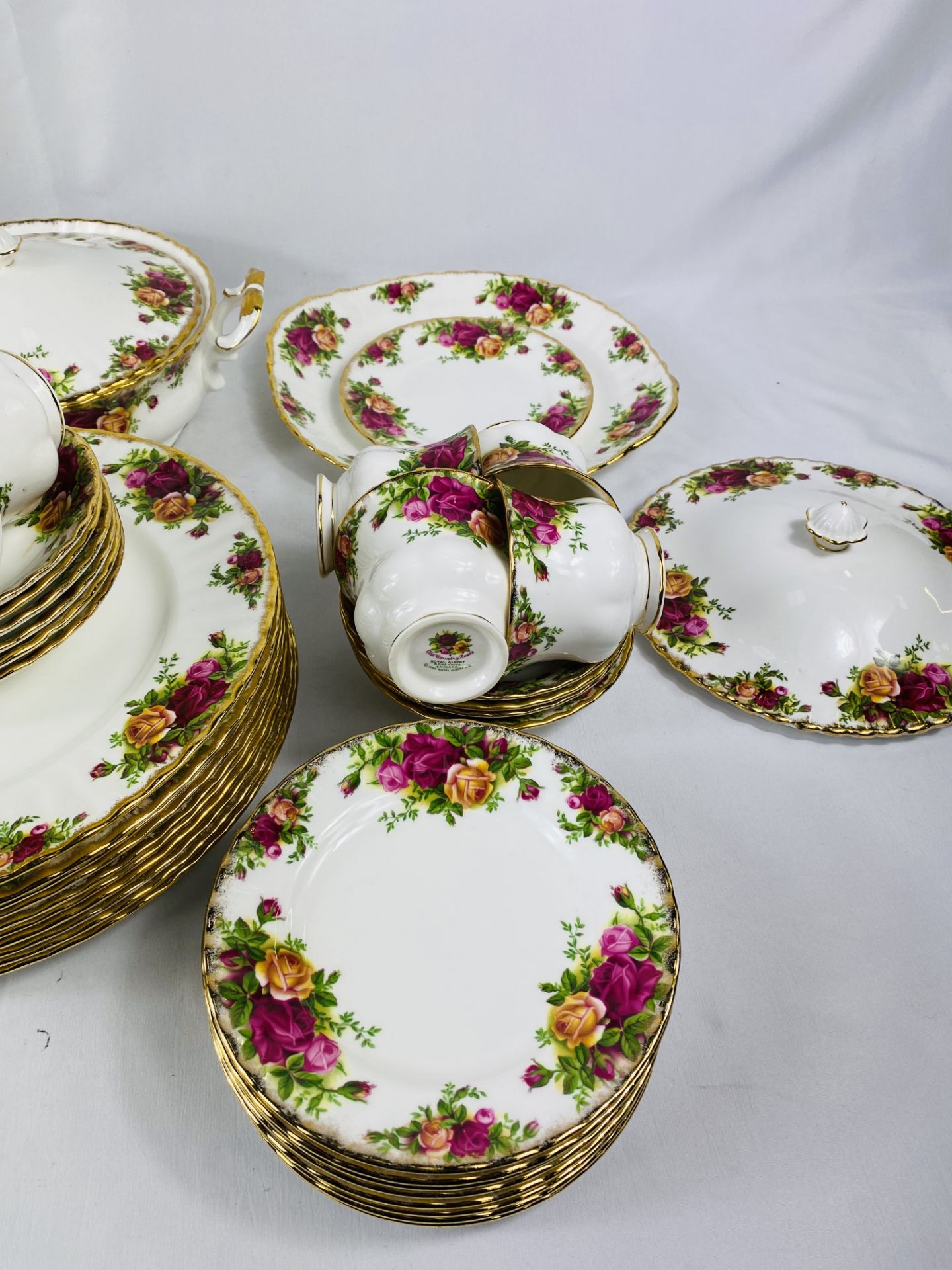 Royal Albert Old Country Roses part dinner service - Bild 4 aus 4