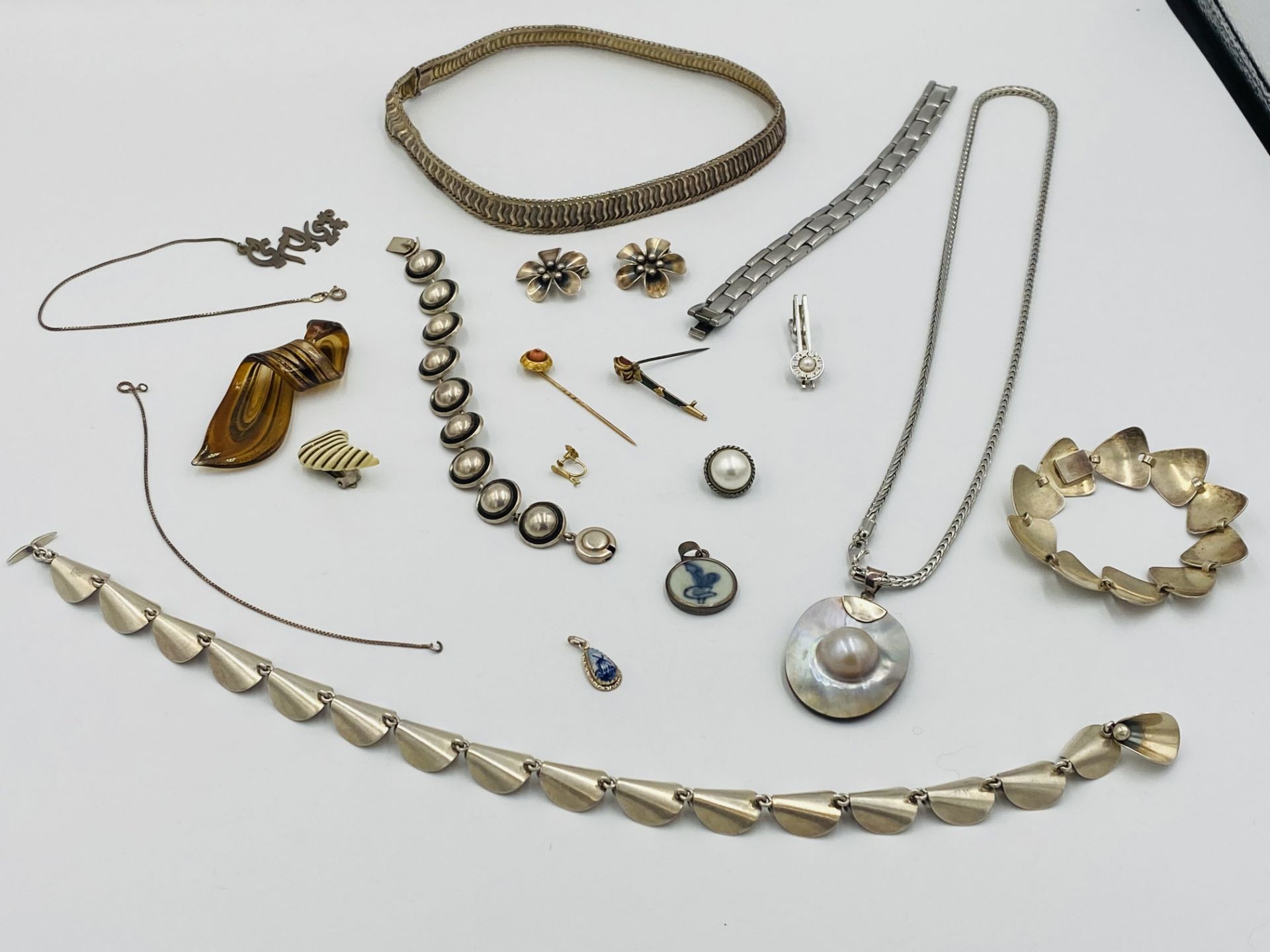 Quantity of N.E.From Danish silver jewellery and other items - Image 5 of 6