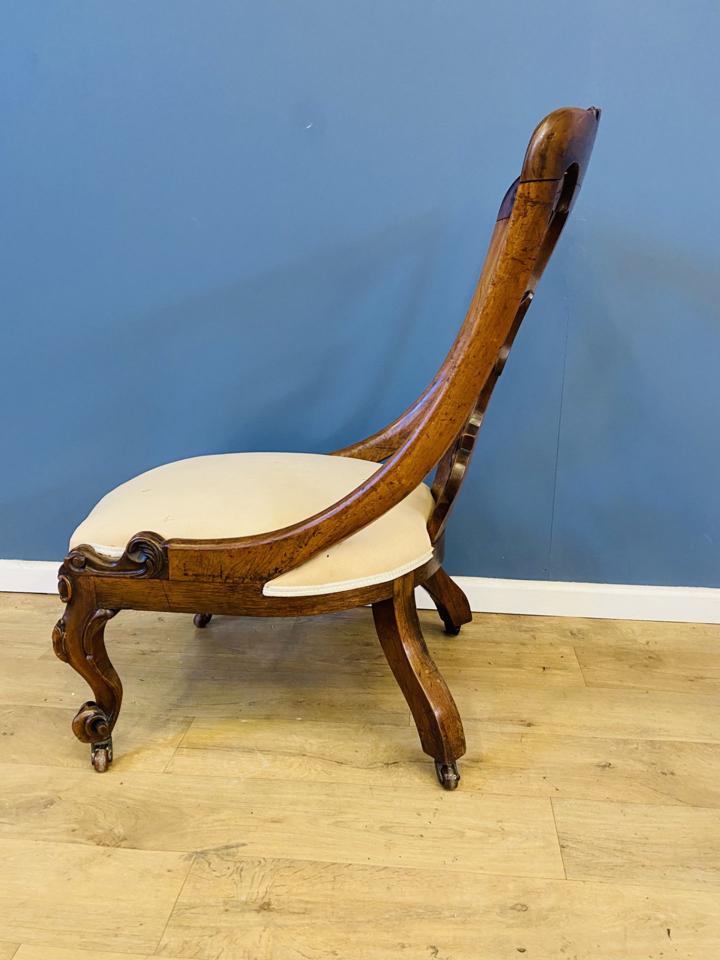 19th century rosewood bedroom chair - Image 3 of 4