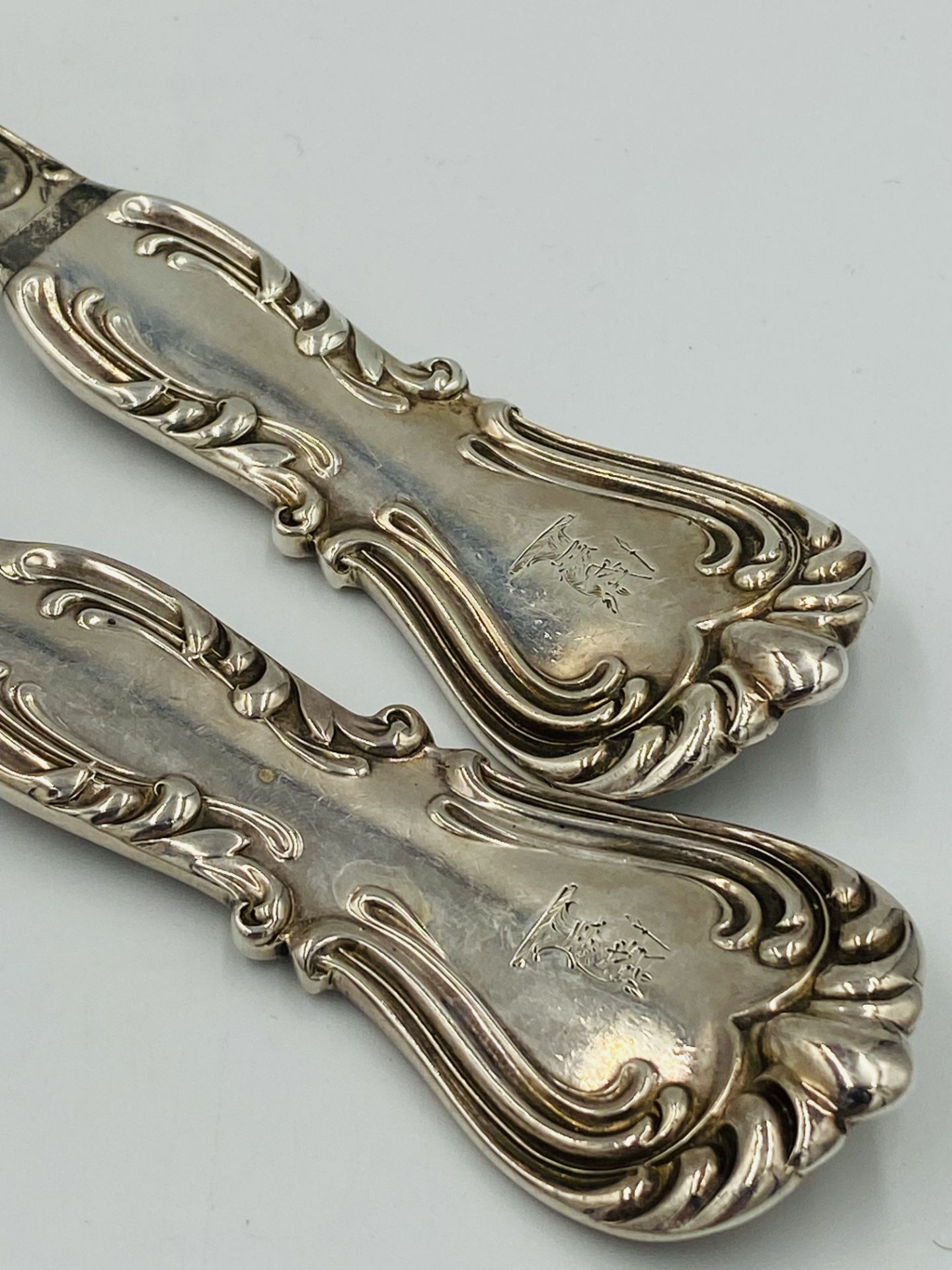 Two silver serving spoons - Bild 2 aus 5