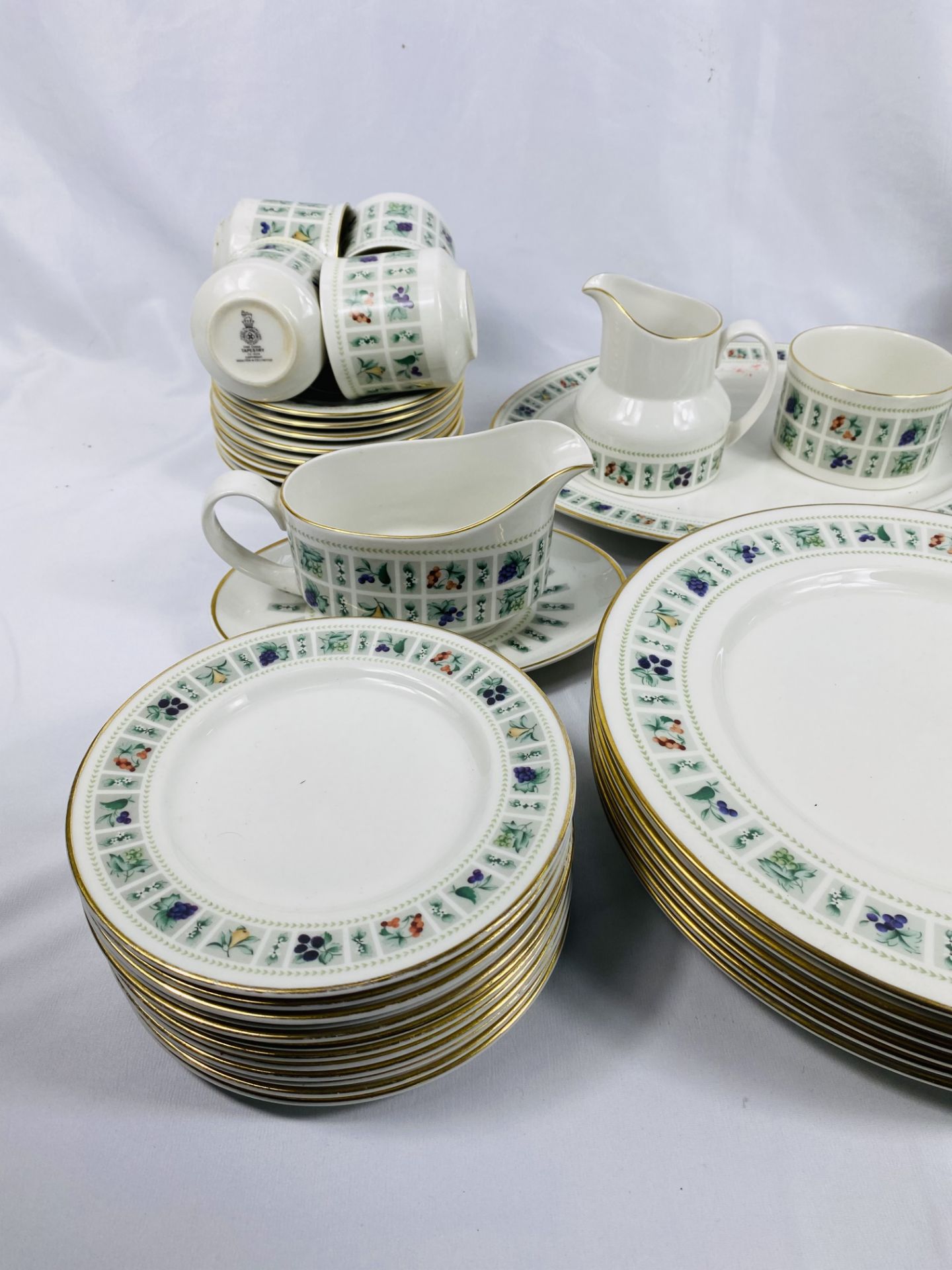 Royal Doulton Tapestry part dinner service - Image 5 of 5