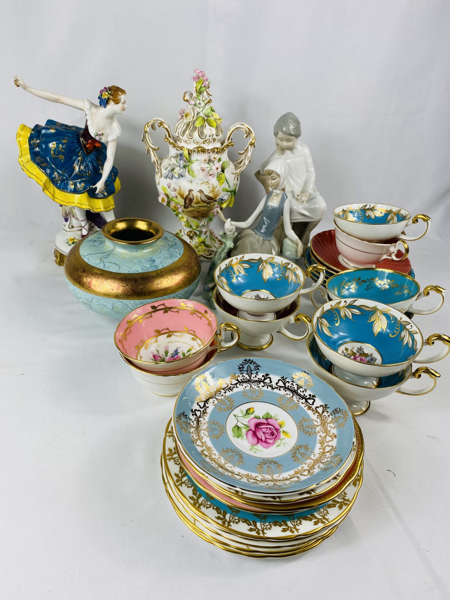 Quantity of Aynsley cups and saucers, two Lladro figures and other items - Image 3 of 4