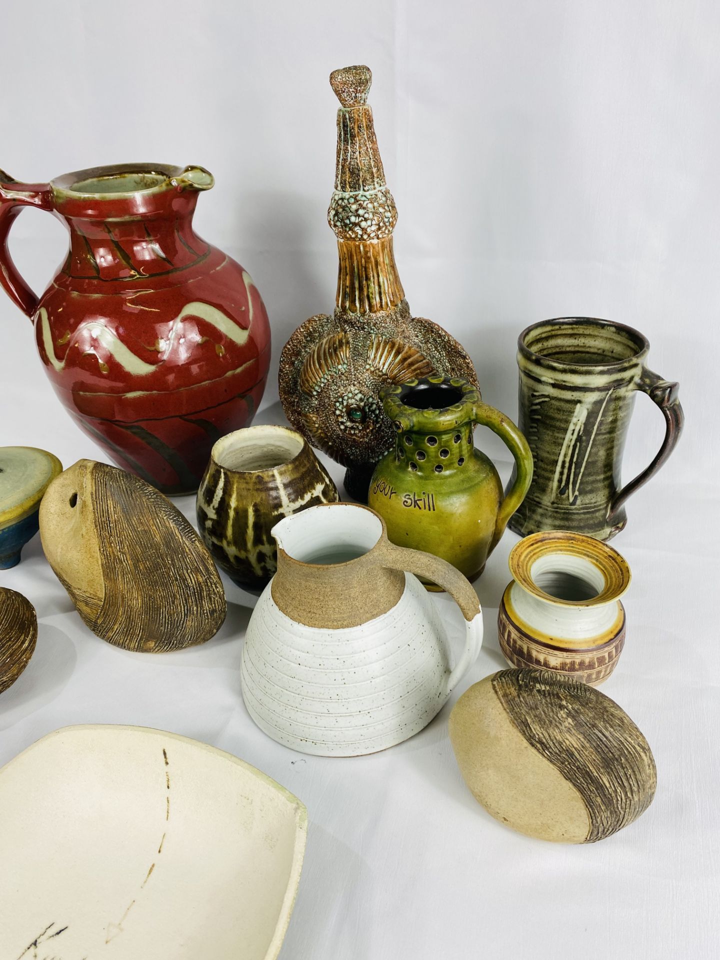 Quantity of studio pottery. - Bild 2 aus 4