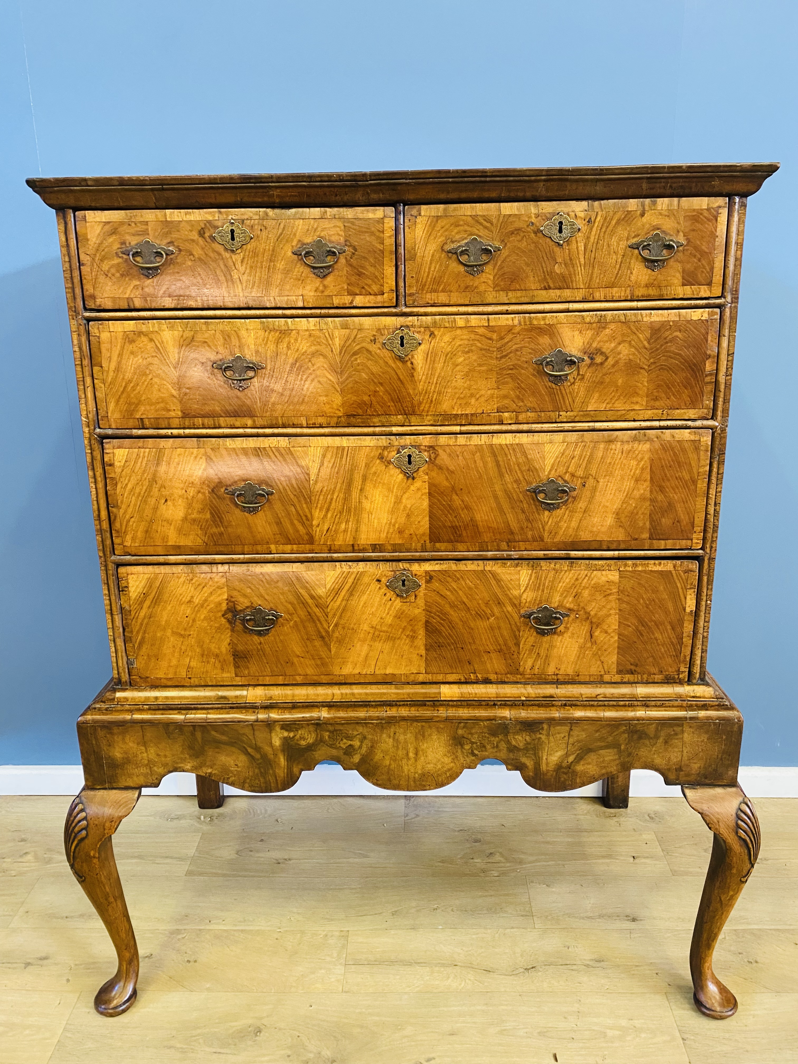 18th century walnut chest of drawers