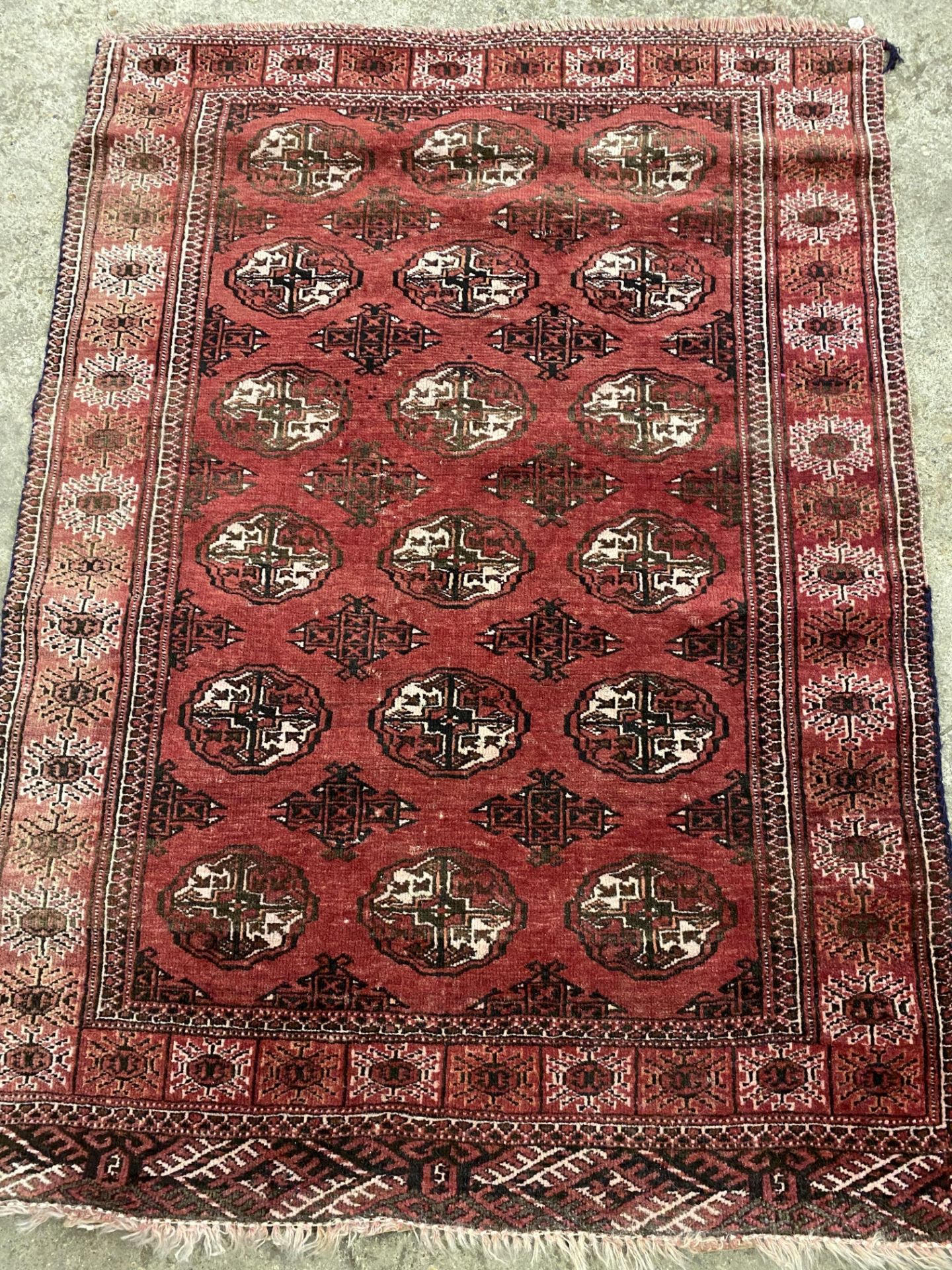 Red ground rug - Image 3 of 3