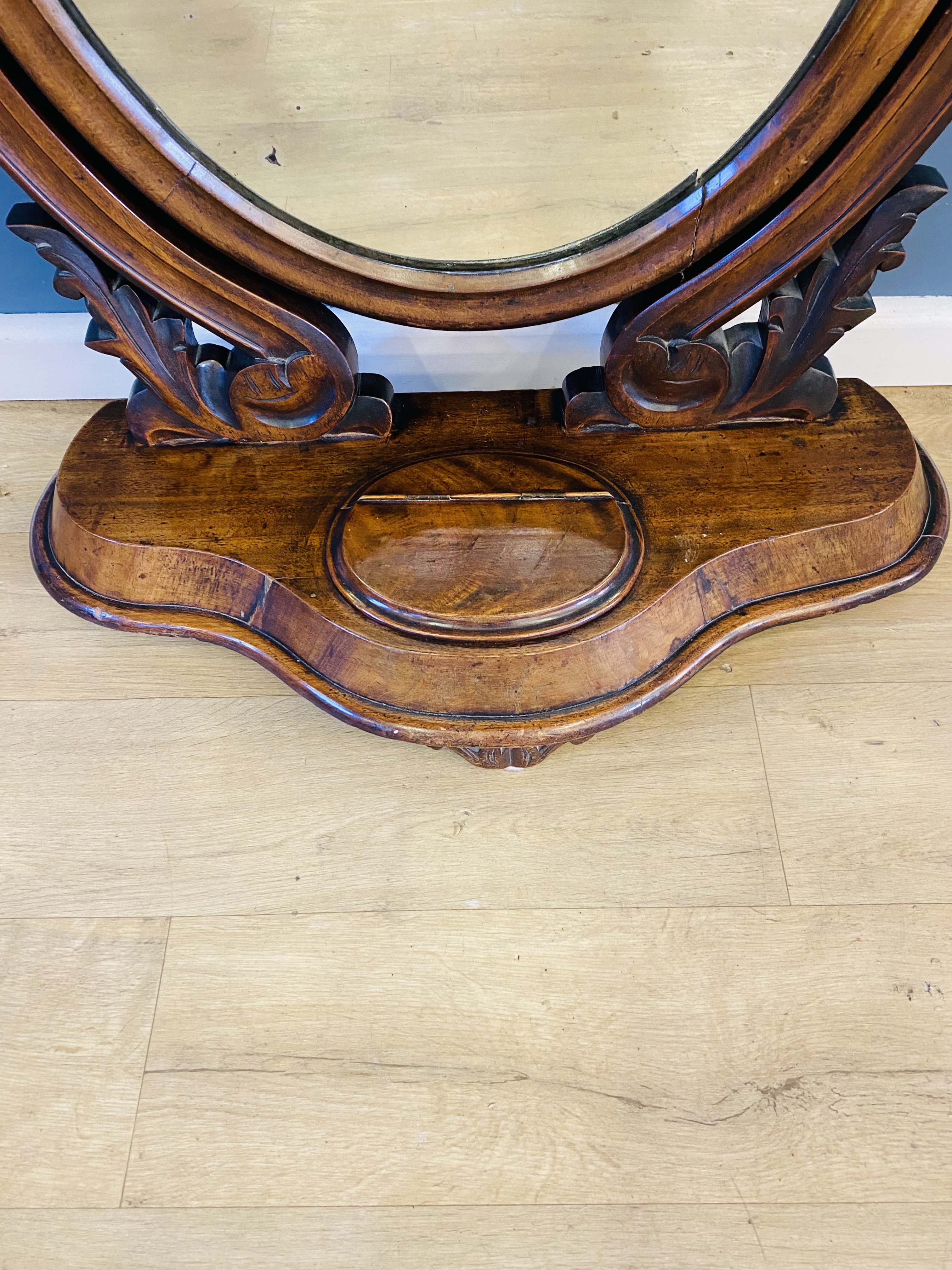 Victorian mahogany toilet mirror - Image 2 of 4