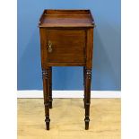 Early Victorian tray top pot cupboard