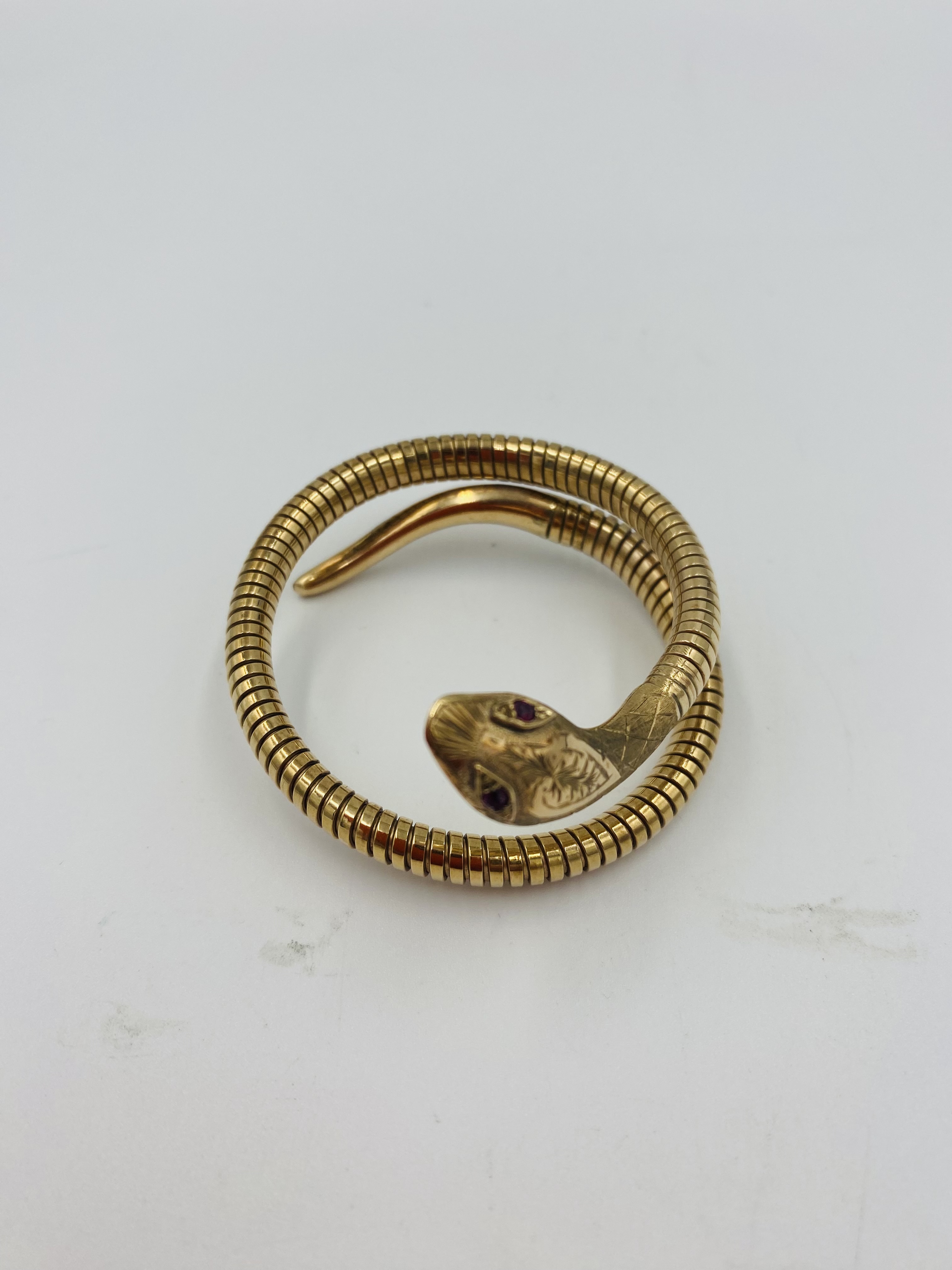 9ct gold, steel sprung snake bracelet - Image 5 of 5
