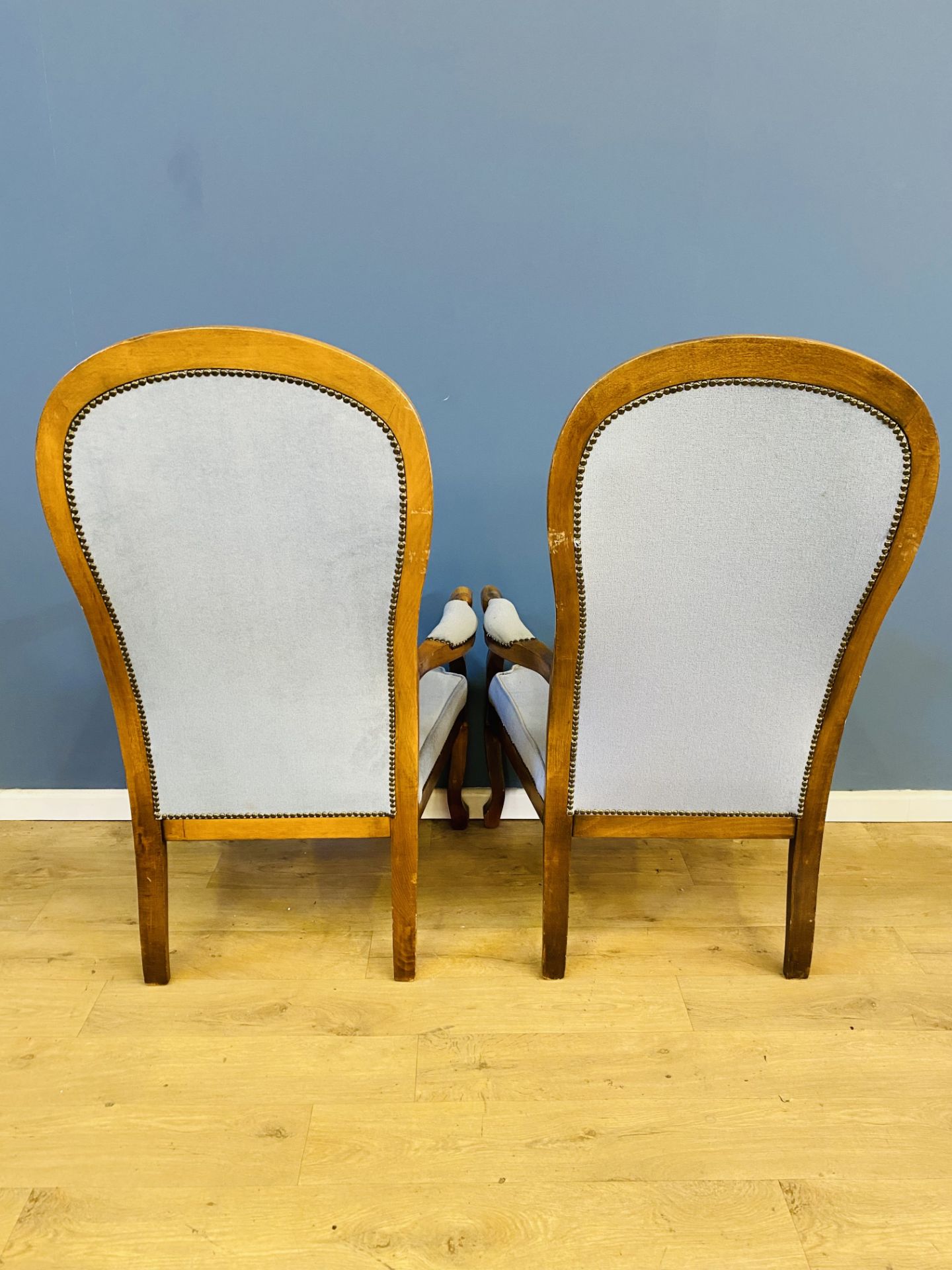 Pair of button back elbow chairs - Image 4 of 4