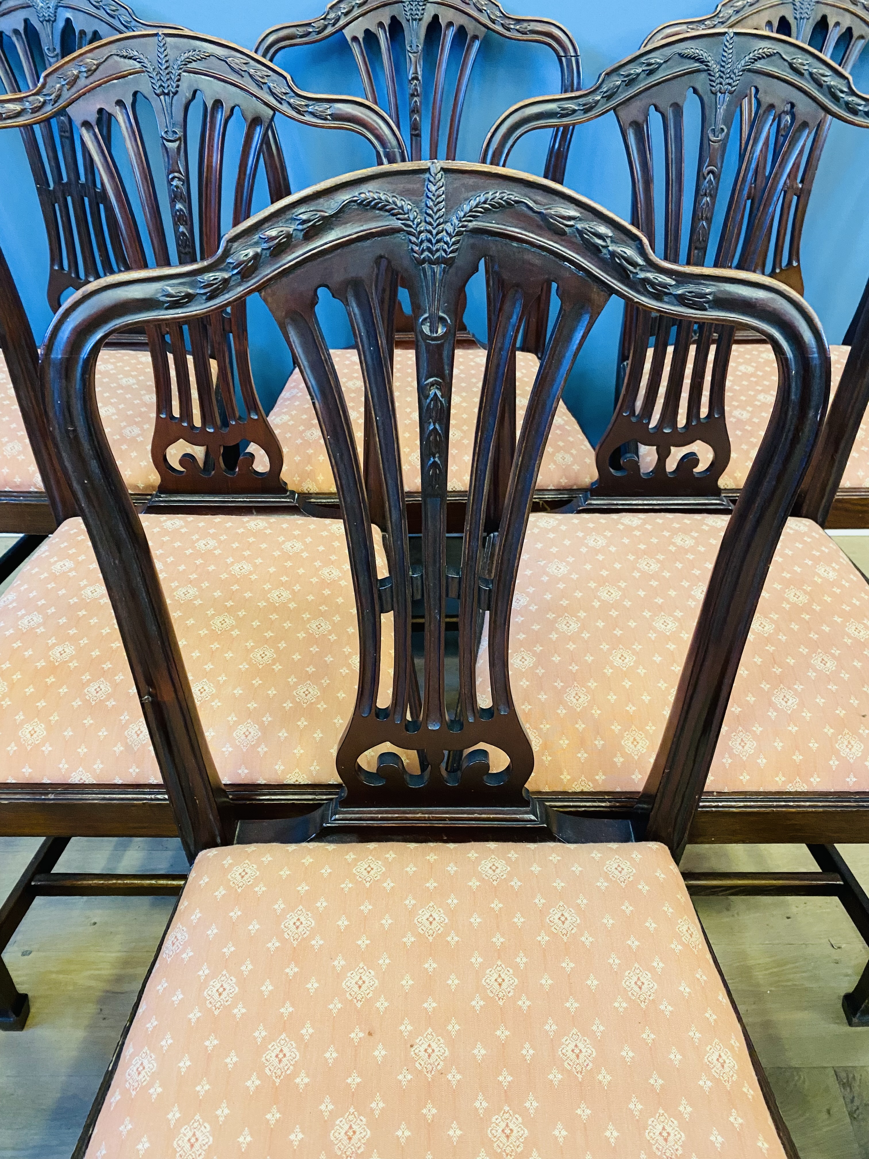 Eight mahogany dining chairs - Image 5 of 8