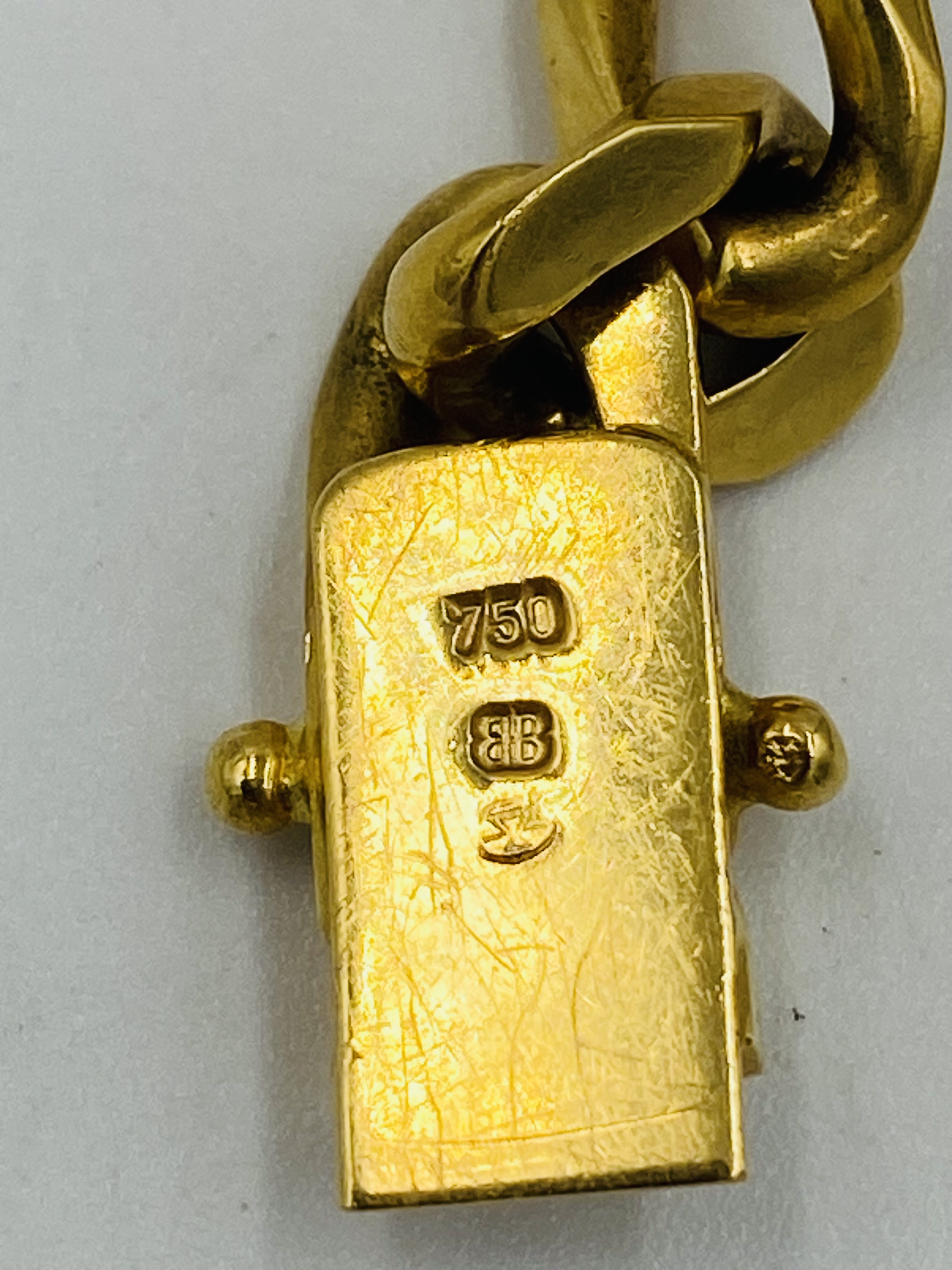 18ct gold curb link bracelet - Image 3 of 5