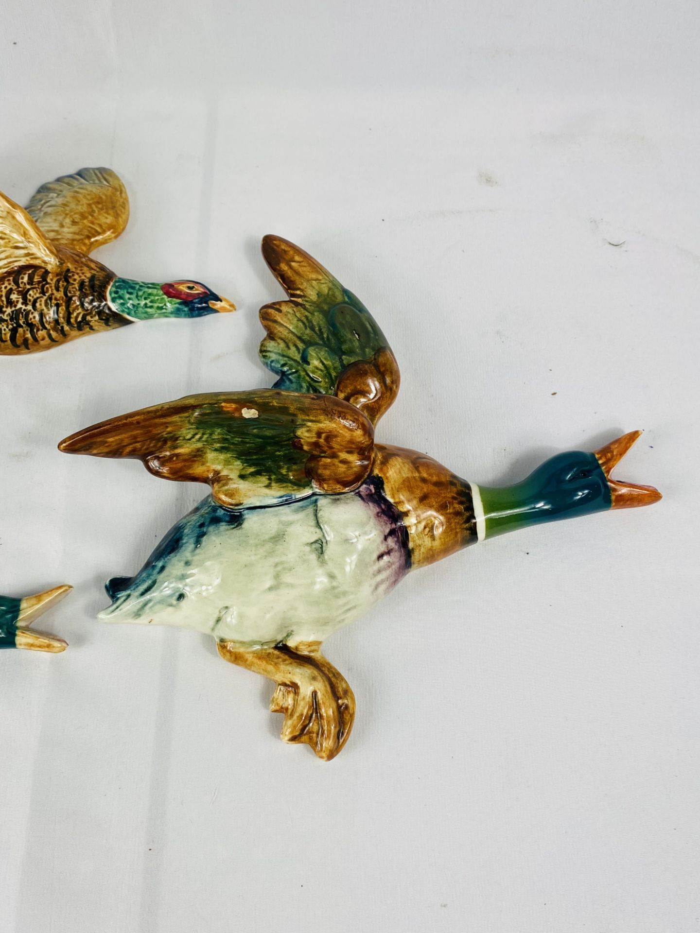 Two ceramic flying ducks and a ceramic flying pheasant - Bild 3 aus 3