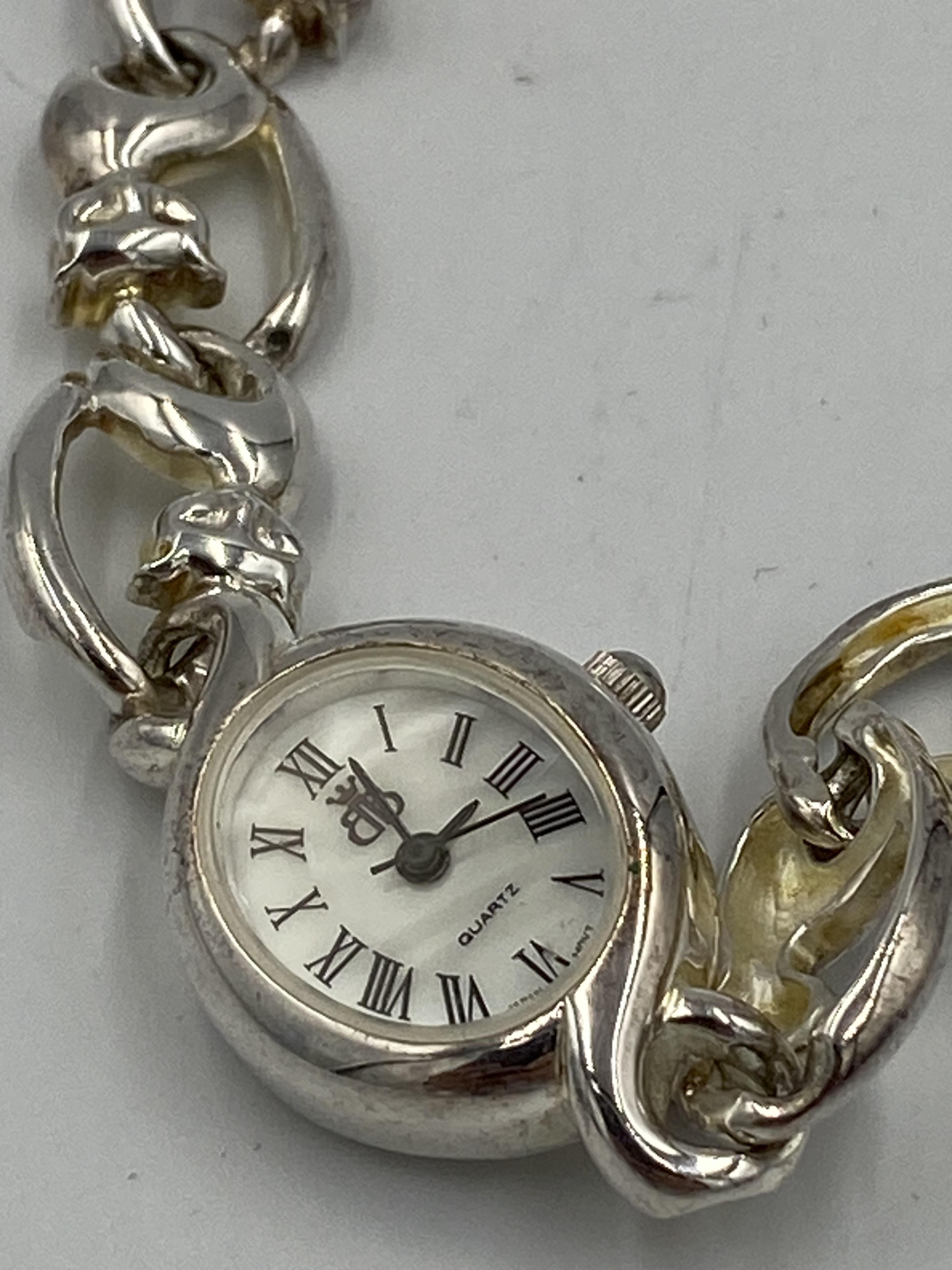 Silver ladies quartz watch - Image 2 of 3