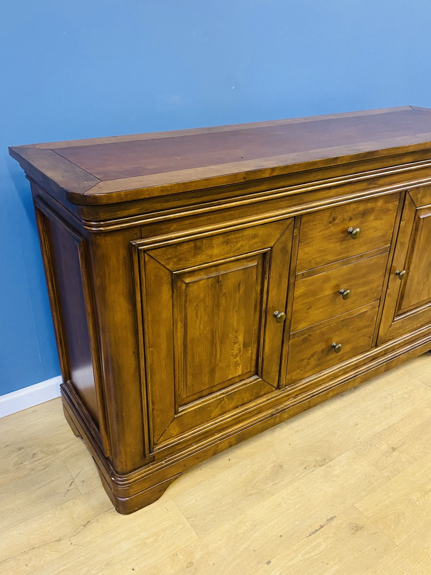 Cherry wood sideboard - Image 2 of 5